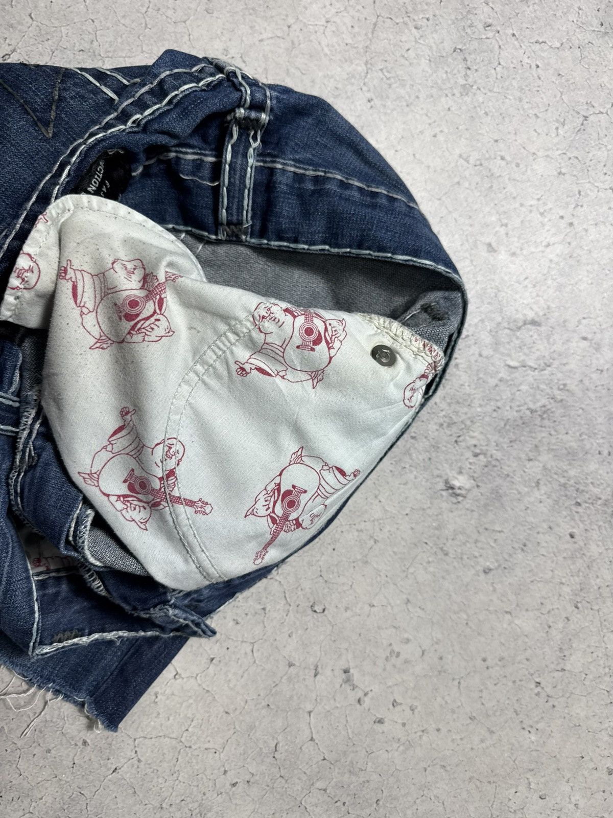 True Religion True Religion Denim Jeans Shorts Made In USA Size US 34 / EU 50 - 10 Thumbnail