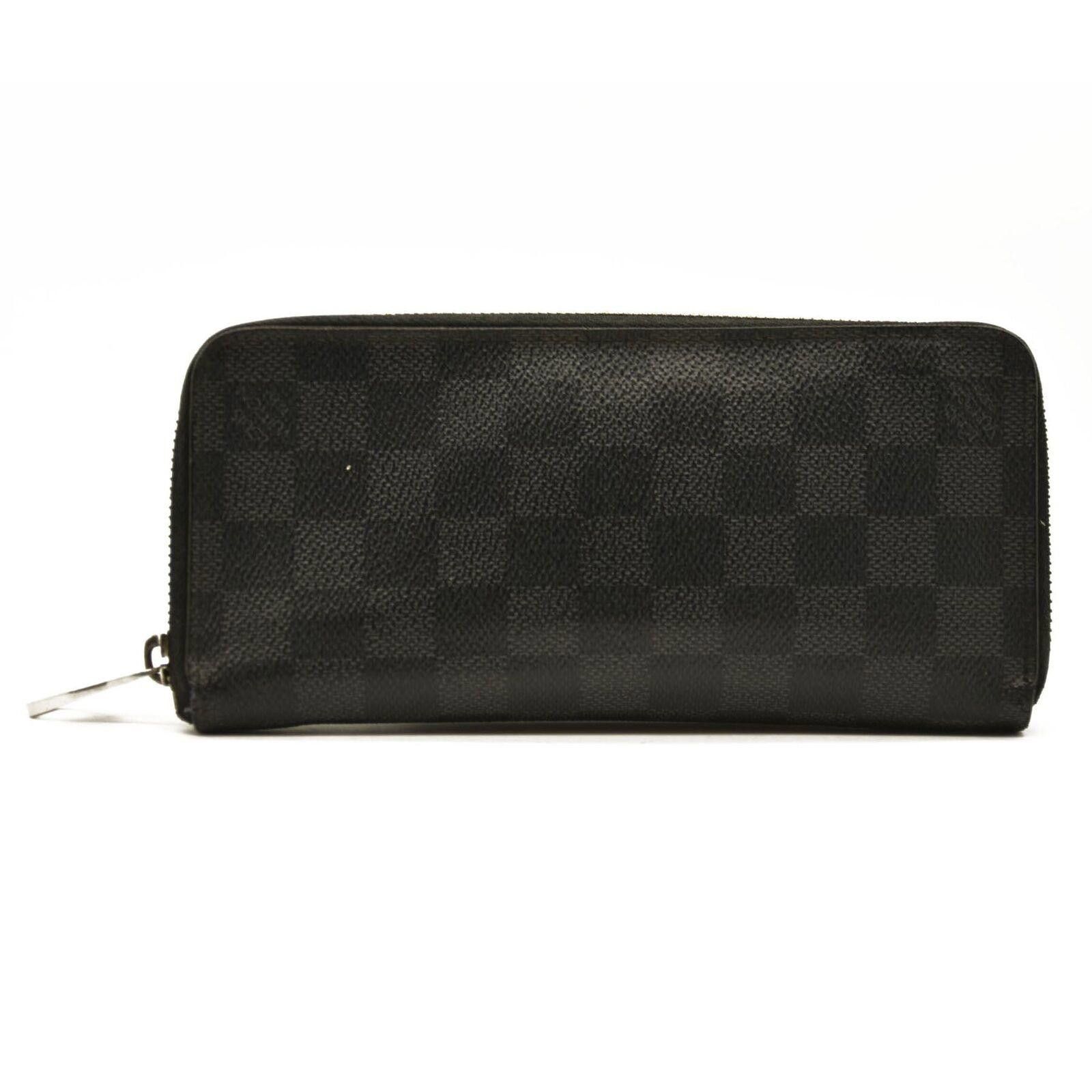 Louis Vuitton Damier Graphite Zippy Coin Purse Ca1136 in Black, Women's