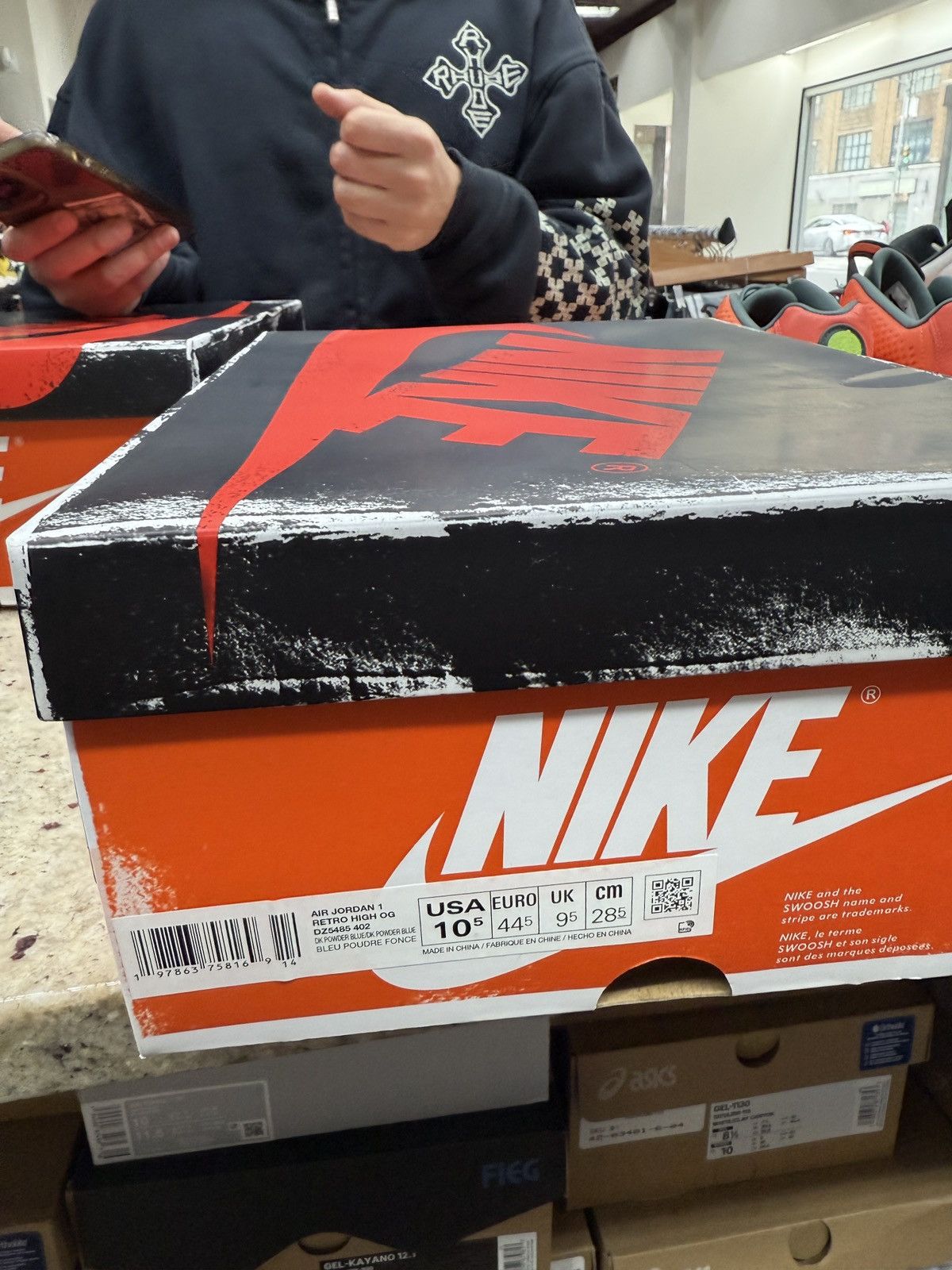 Jordan Brand Jordan 1 Retro High OG Unc Reminaged Size US 10.5 / EU 43-44 - 6 Thumbnail