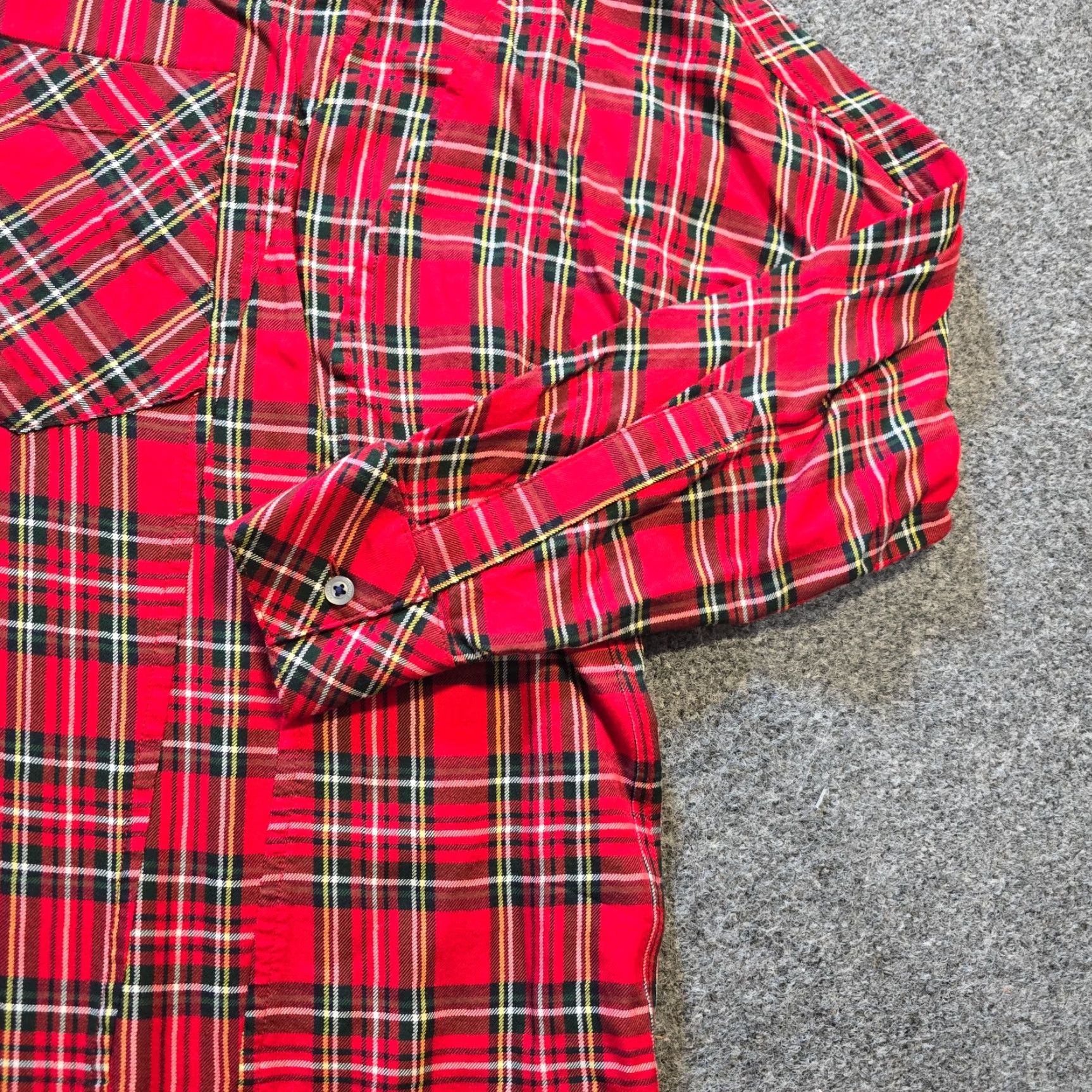 Vineyard Vines Vineyard Vines Shirt Womens Size 10 Red Plaid Tartain Flannel Button Up Capsule Regular Long Sleeve Collared Button-Up Casual Vintage No Size L / US 10 / IT 46 - 3 Thumbnail