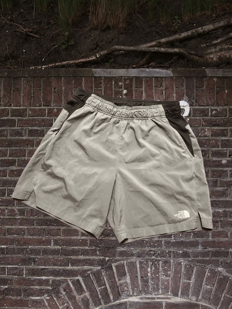 The North Face THE North face Swim/Activewear Shorts Size US 32 / EU 48 - 1 Thumbnail