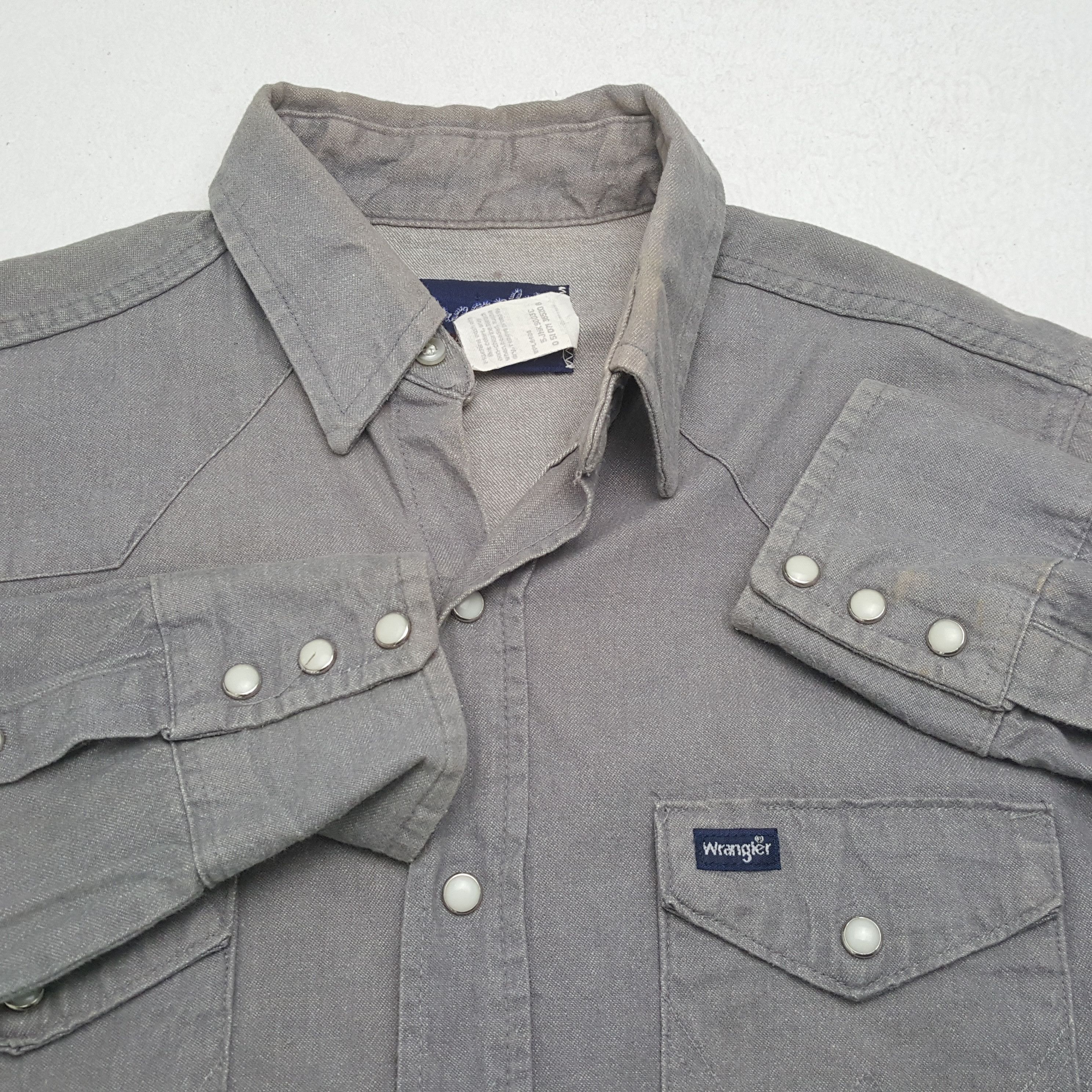Vintage × Wrangler WRANGLER Casual Style Double Pocket Design Shirt Size US S / EU 44-46 / 1 - 7 Thumbnail
