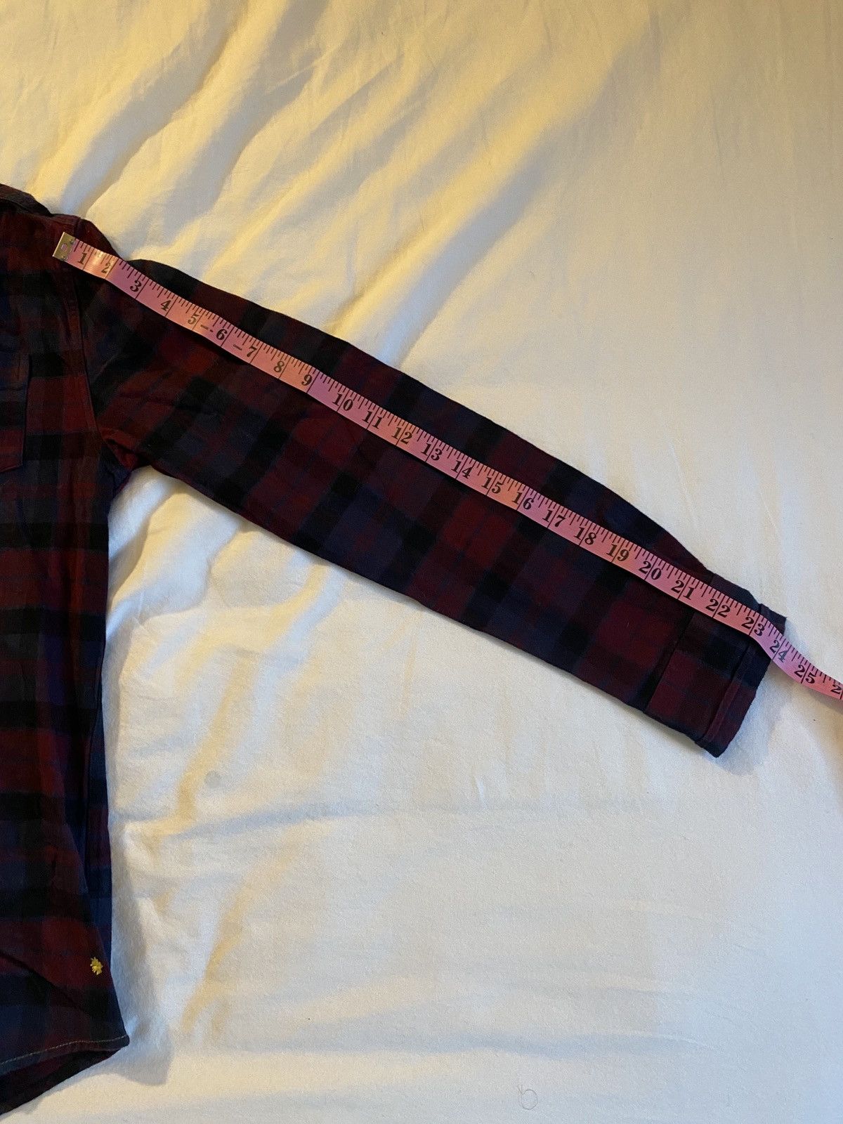 Descendant of Thieves Descendant of Thieves Red Plaid Button Up Size US S / EU 44-46 / 1 - 7 Thumbnail