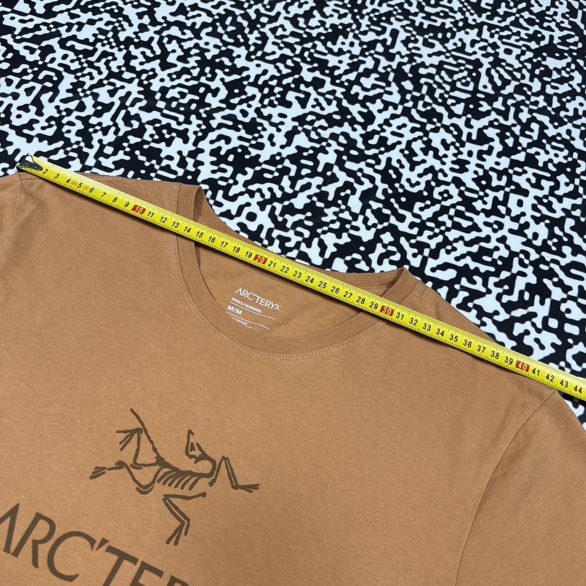 Arc'teryx Vintage Y2K Arcteryx Big Logo Outdoor Style Cropped T-shirt Size L / US 10 / IT 46 - 10 Thumbnail