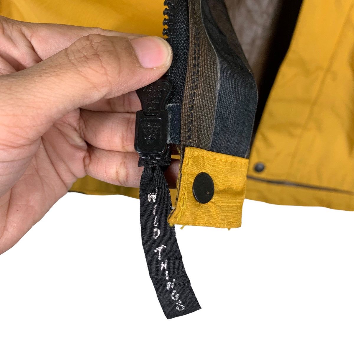 Wild Things Climber Equipment Waterproof Jacket #0404-C18