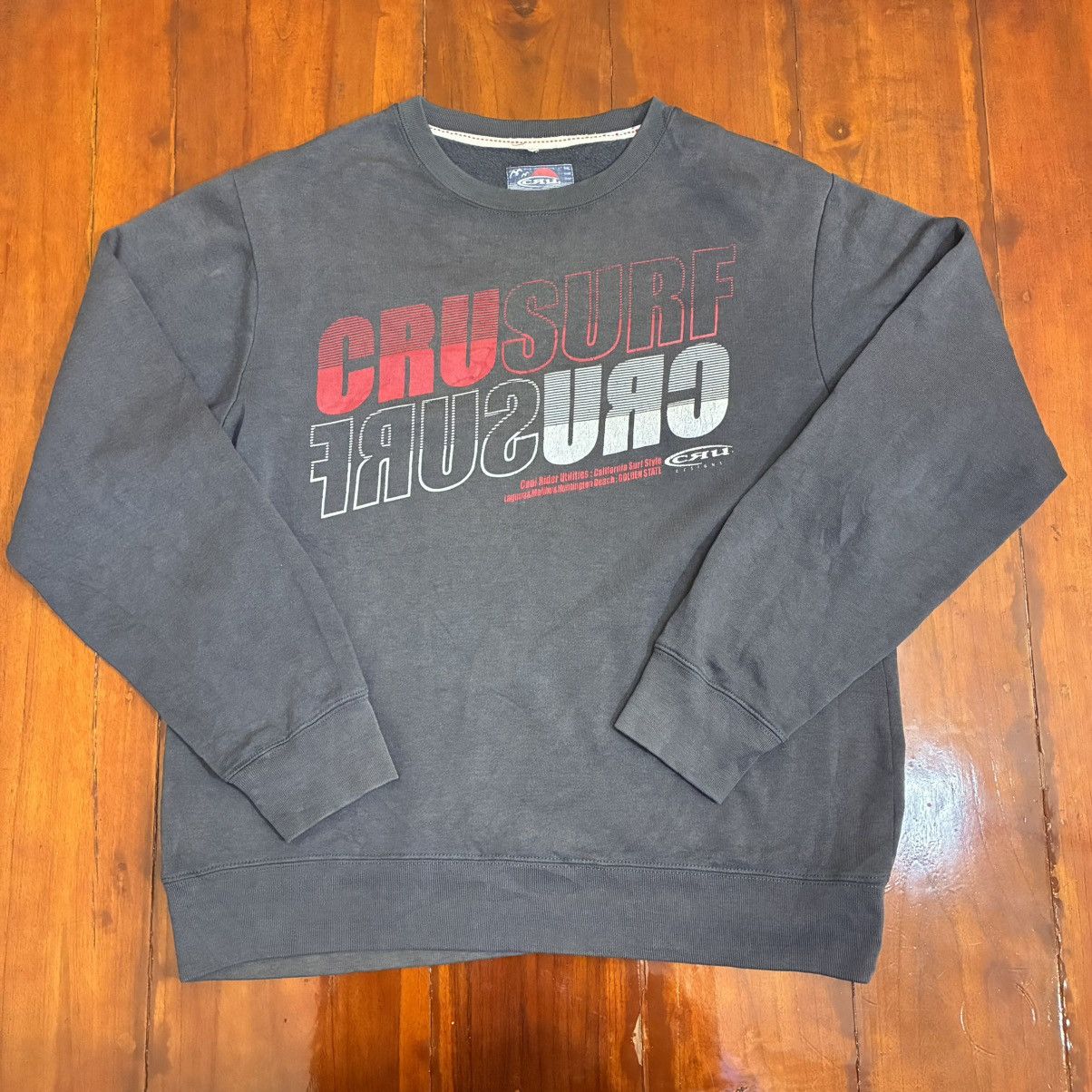 Japanese Brand CRU VINTAGE SKATE WEAR SUNFADED SPELL OUT Size US XL / EU 56 / 4 - 1 Thumbnail