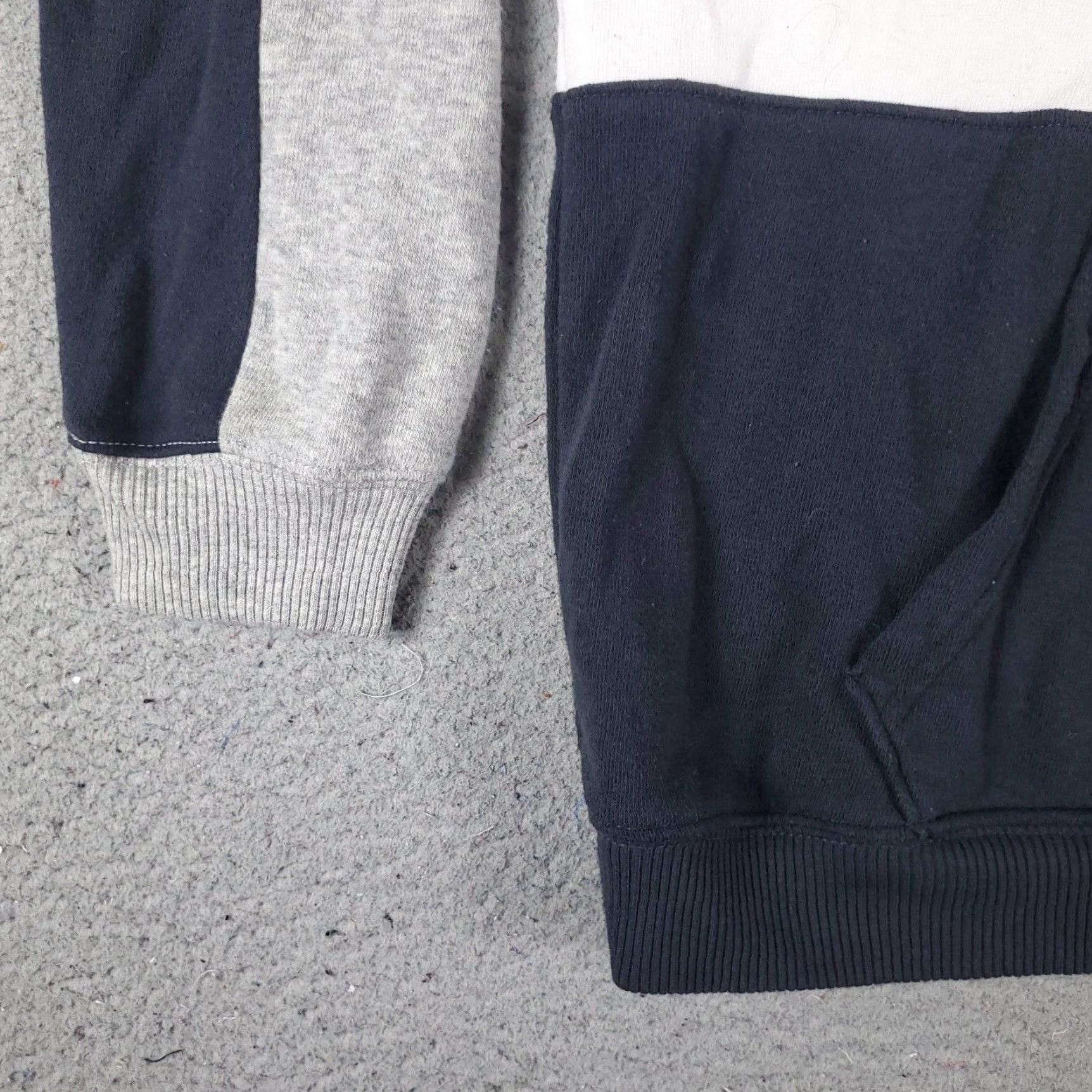 American Eagle Outfitters VINTAGE American Eagle Hoodie Pullover Mens XS Black Fleece Sweatshirt Oversized Casual Sports Size US XS / EU 42 / 0 - 3 Thumbnail