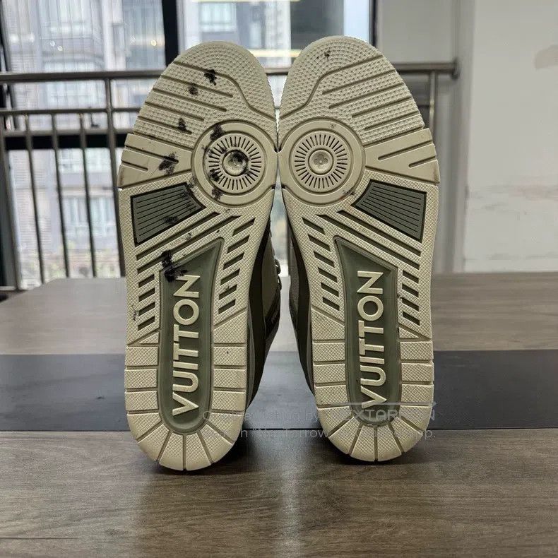 Louis Vuitton Louis Vuitton Matcha Green shoes Size US 9 / EU 42 - 6 Thumbnail