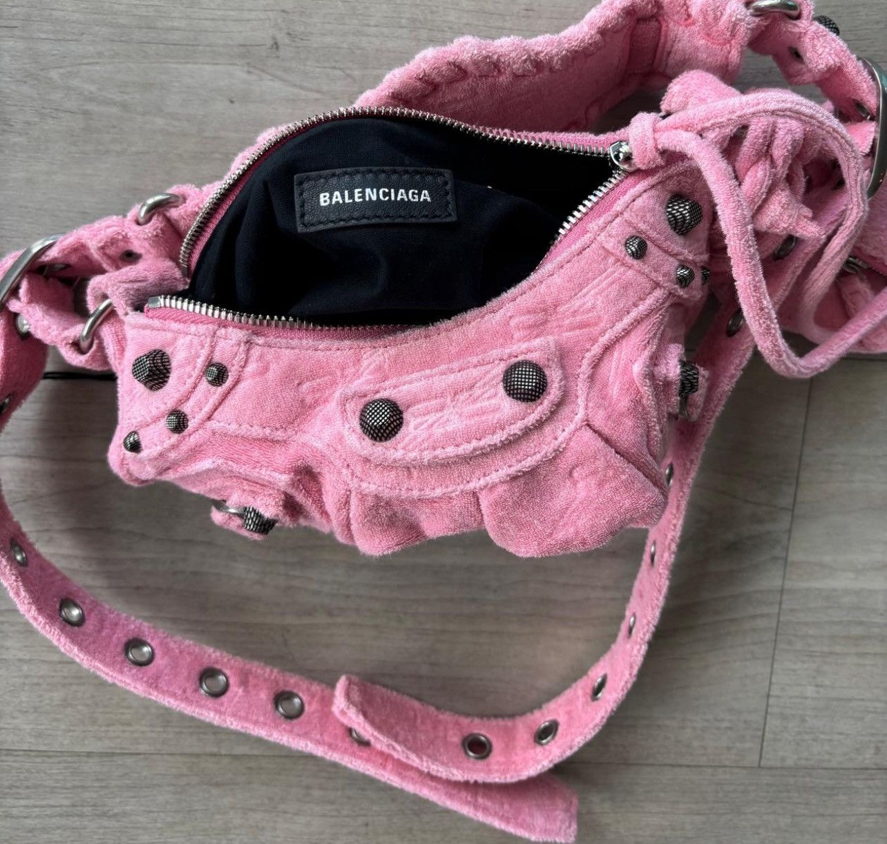 Balenciaga Le Cagole XS crossbody bag Monogram Sponge Fabric Size ONE SIZE - 4 Thumbnail