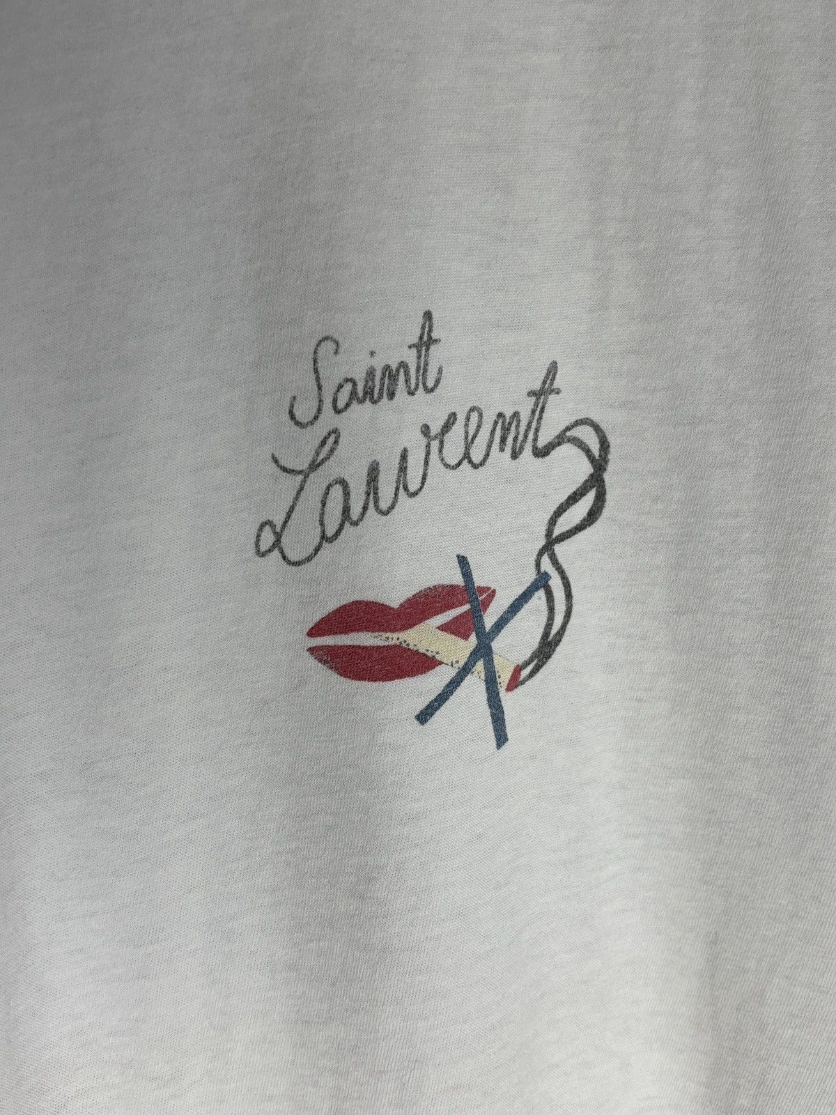Saint Laurent Paris Saint Laurent Paris No Smoking Designer SLP Tee Size US S / EU 44-46 / 1 - 3 Thumbnail