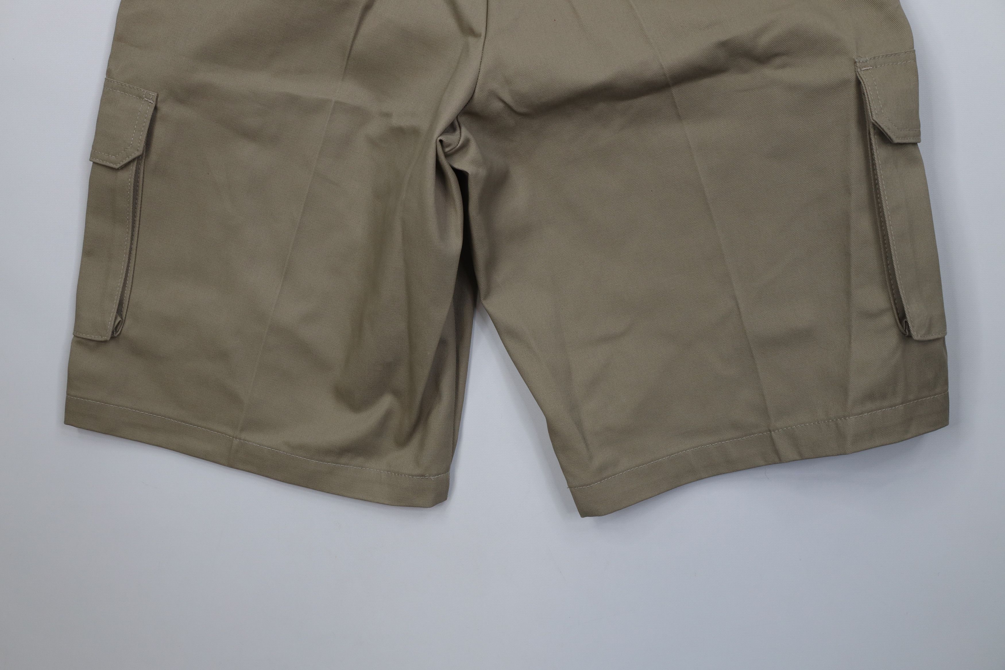 Dickies Deadstock Vintage Y2K Dickies Baggy Cargo Shorts Khaki Brown Size US 34 / EU 50 - 10 Thumbnail