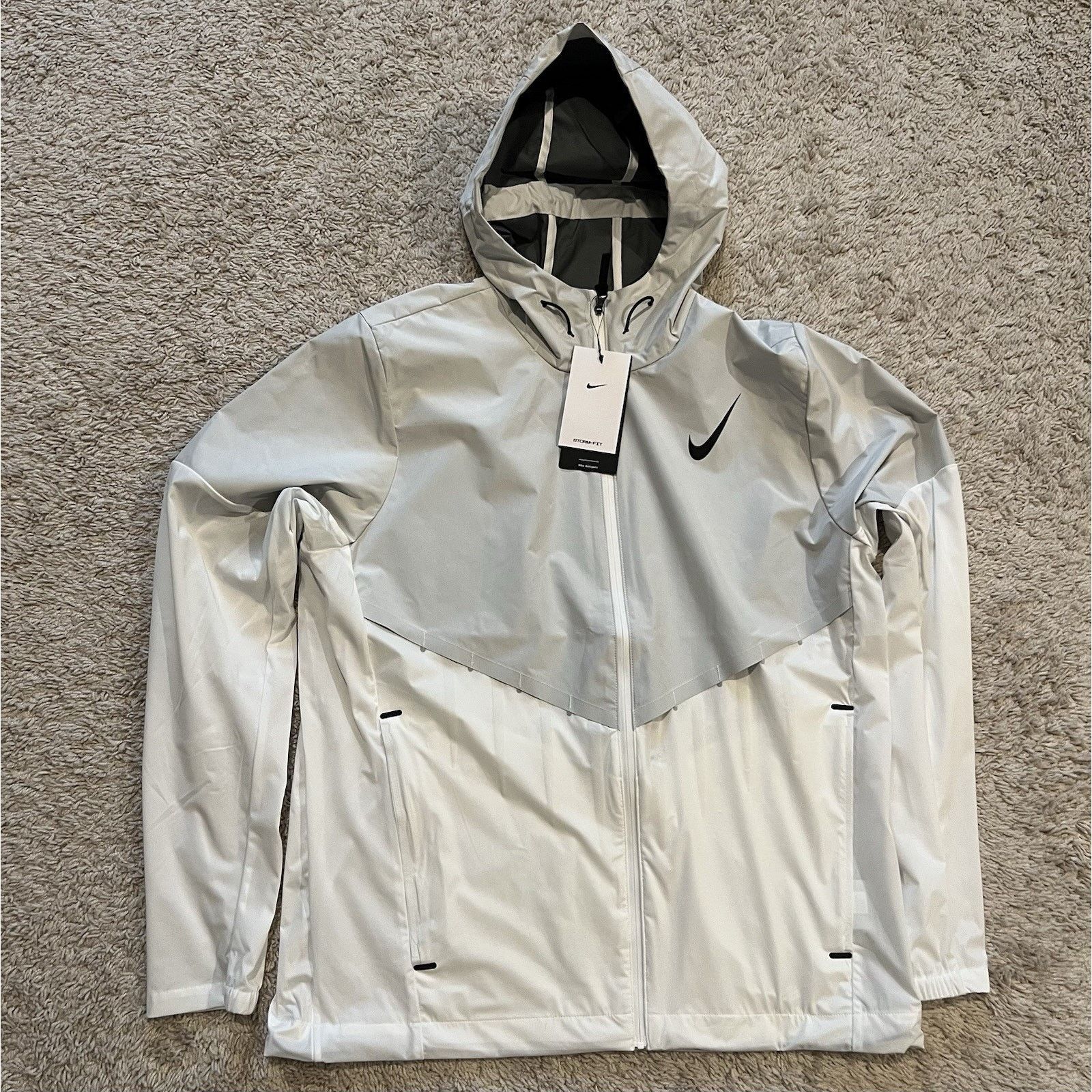 Nike Nike AeroSwift Men Storm-FIT Aerogami Running Jacket White Size US M / EU 48-50 / 2 - 4 Thumbnail