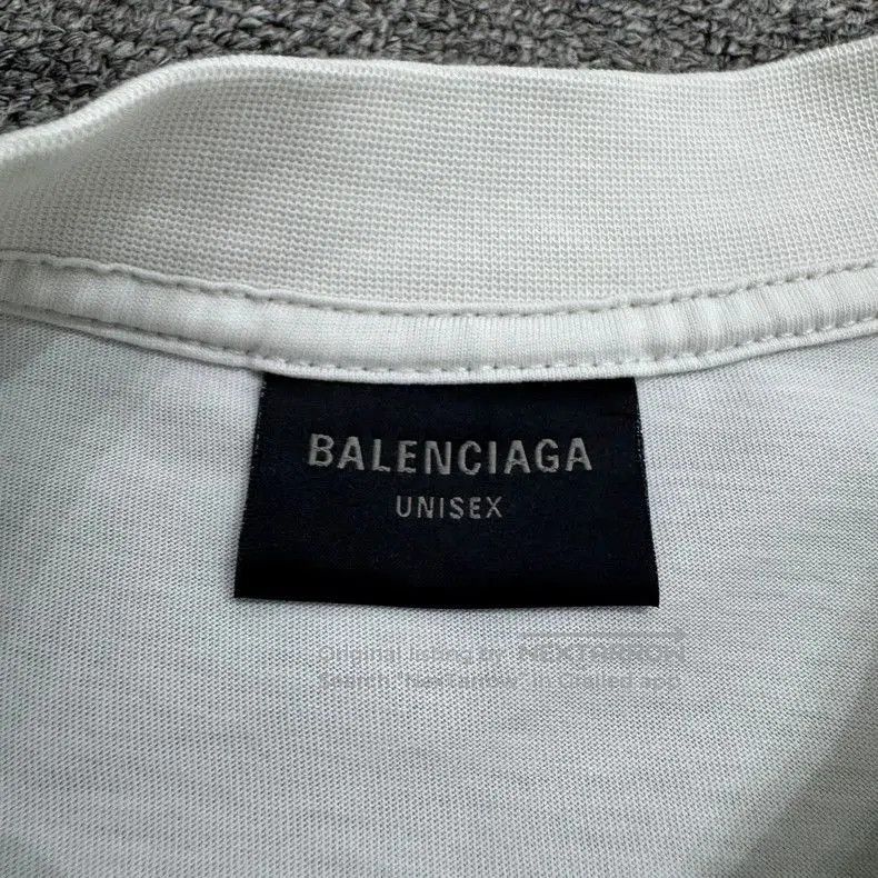 Balenciaga Balenciaga SS25 Printed Short Sleeve T-Shirt. Size US XS / EU 42 / 0 - 3 Thumbnail