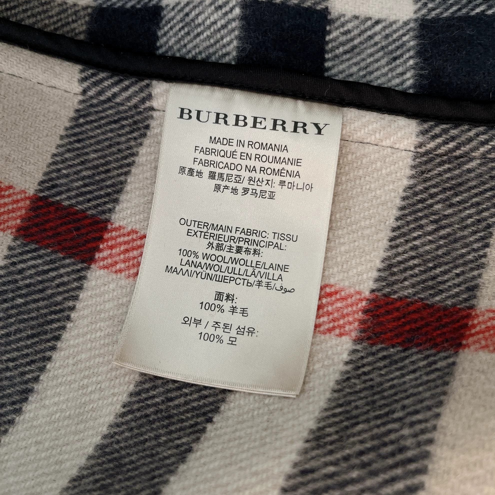 Burberry Burberry black wool coat w/ black horn buttons IT38 Size M / US 6-8 / IT 42-44 - 8 Thumbnail