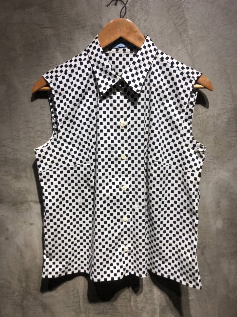 Prada Prada Button checkered Down sleeveless shirt Size S / US 4 / IT 40 - 1 Thumbnail