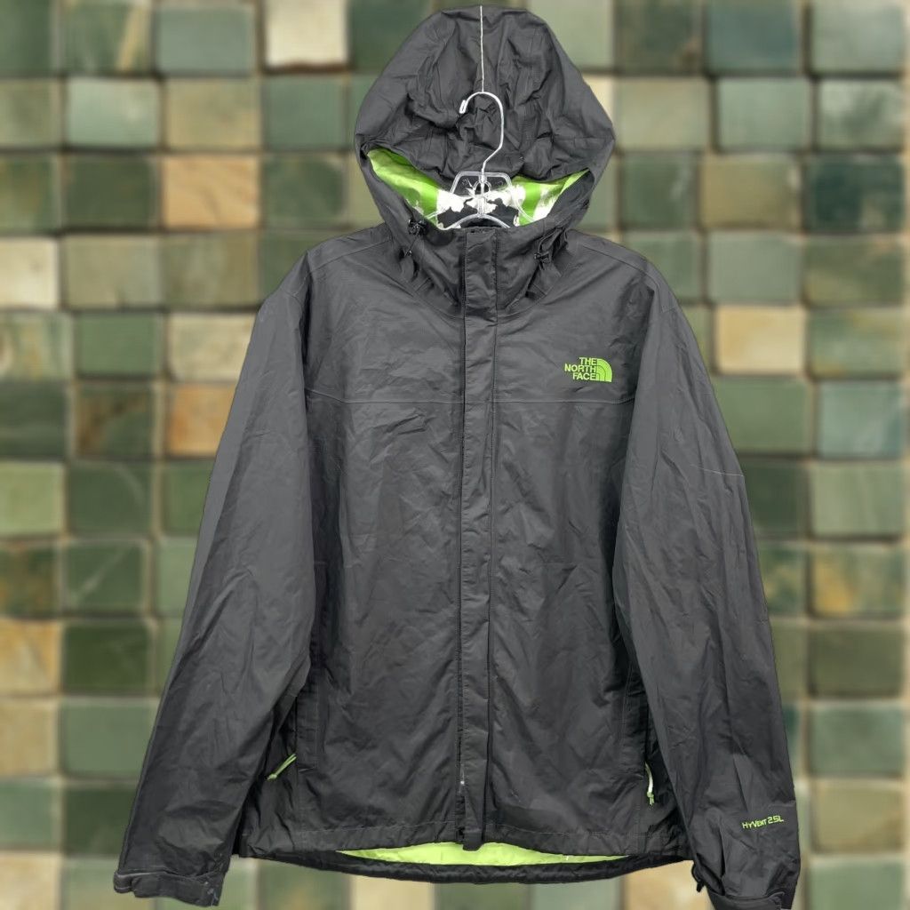 The North Face The North Face Hyvent 2.5 Rain Jacket Mens M Black Waterproof Outdoor Gorpcore Weathergear Lightweight Hooded Full Zip Rain Coat Size US M / EU 48-50 / 2 - 1 Thumbnail