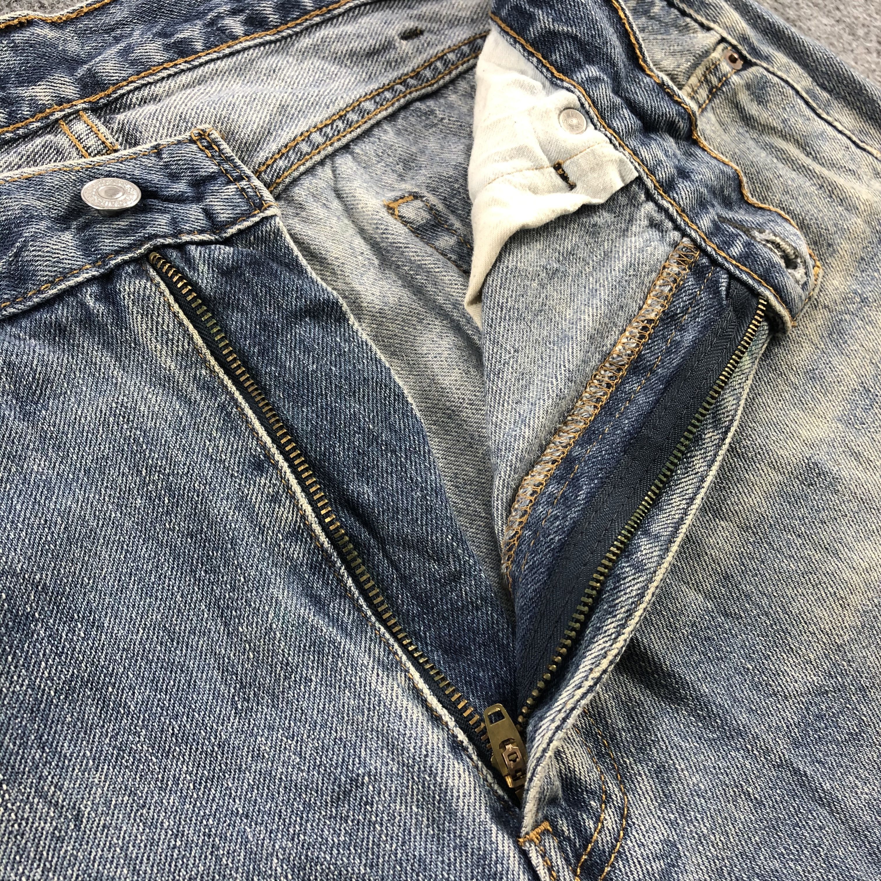 Levi's Vintage Blue Wash Levis 505 Jeans-JM1000 Size US 39 - 8 Thumbnail