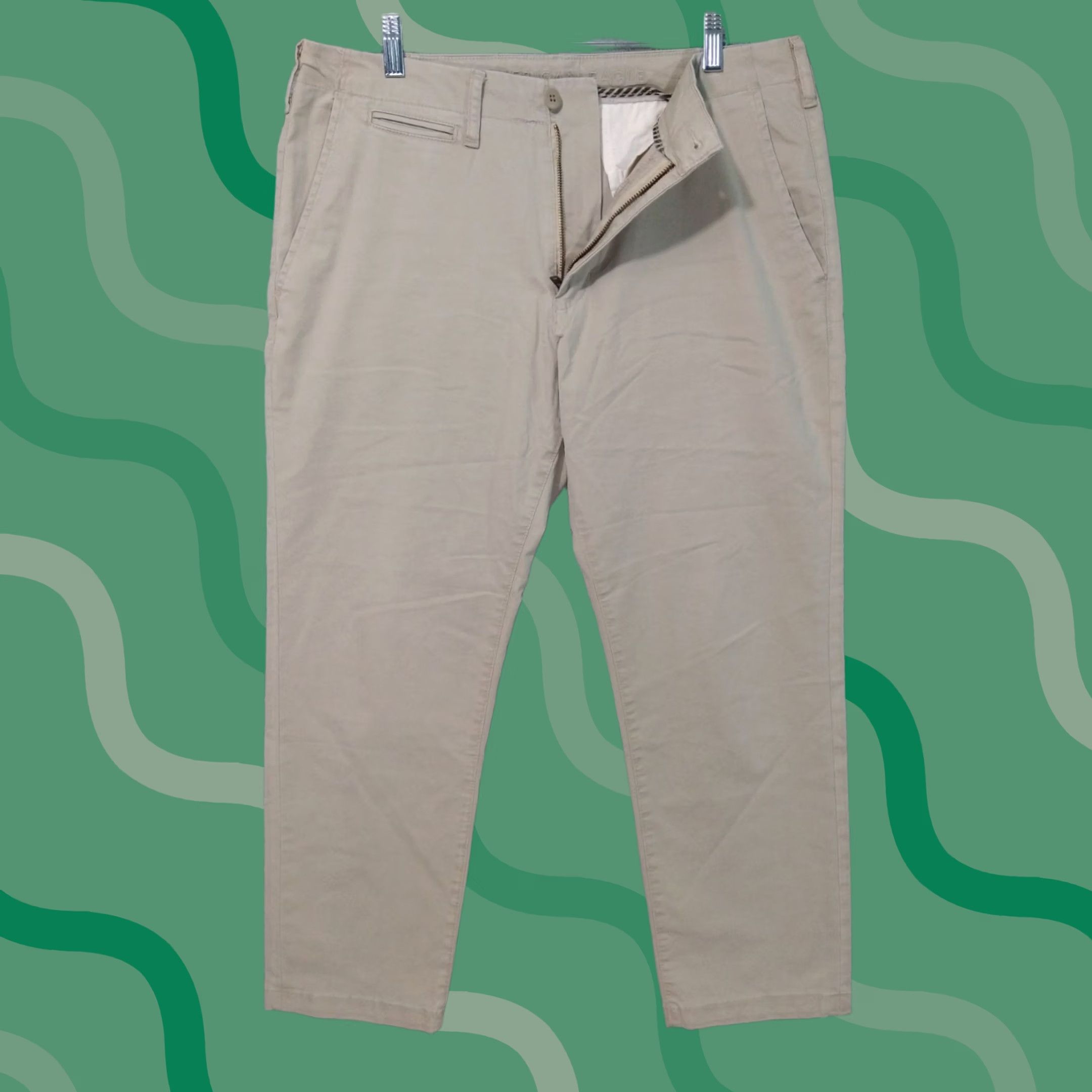 American Eagle Outfitters VINTAGE American Eagle Pants Mens 34x30 Beige Chino Straight Mid Rise尺 Size US 34 / EU 50 - 1 Thumbnail