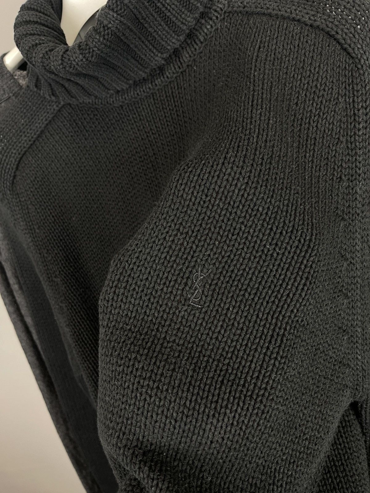 Yves Saint Laurent Yves Saint Laurent YSL sweater men jumper logo M black Size US M / EU 48-50 / 2 - 12 Thumbnail
