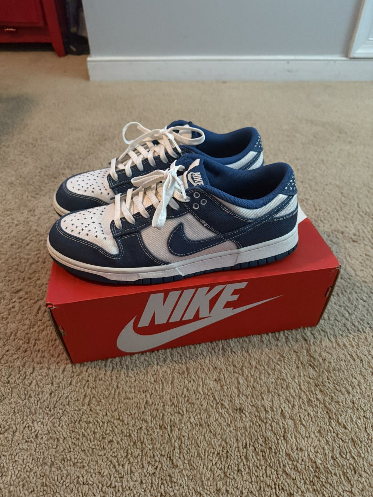 Nike Blue and White Nike Dunks Size US 11 / EU 44 - 4 Thumbnail