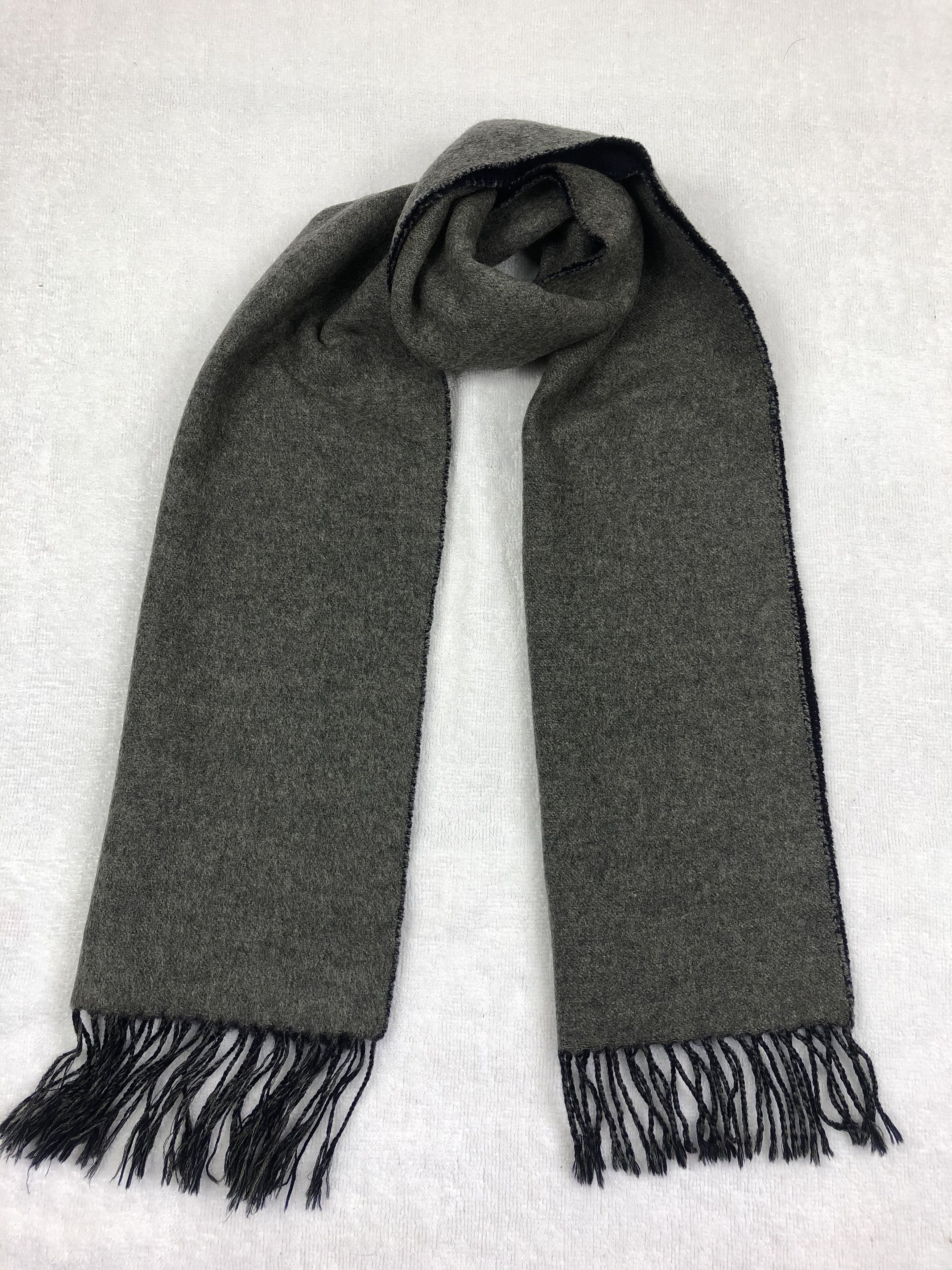 Burberry Vintage Burberry Scarf / Muffler / Neckwear Size ONE SIZE - 1 Thumbnail