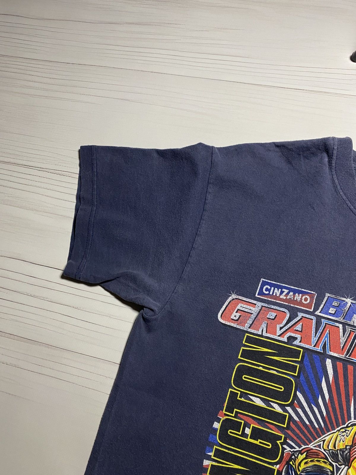 Vintage Vintage British Grand Prix 2002 motorcycle faded t shirt Size US L / EU 52-54 / 3 - 5 Thumbnail