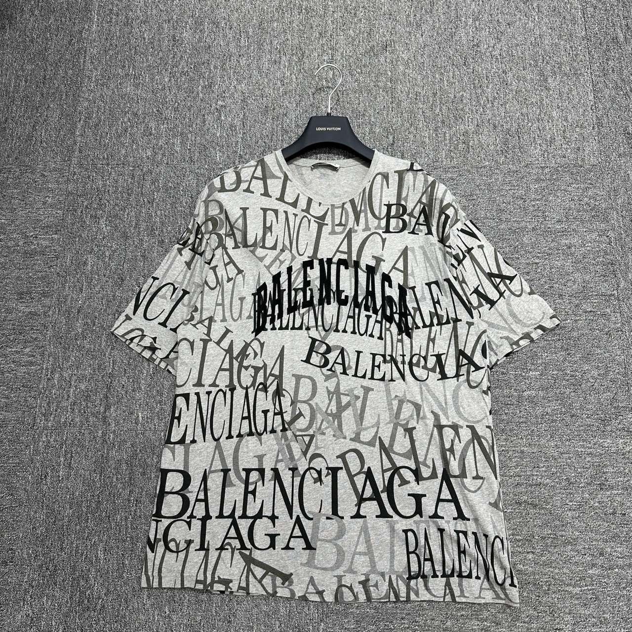 Balenciaga Balenciaga Graffiti Short Sleeve T-Shirt Size US XS / EU 42 / 0 - 1 Thumbnail