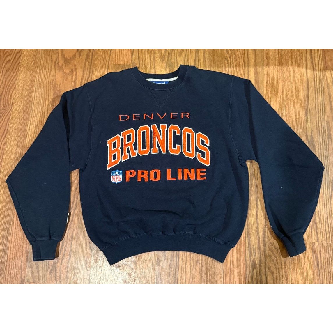 Champion Champion Pro Line Denver Broncos Size Medium Size US M / EU 48-50 / 2 - 1 Thumbnail