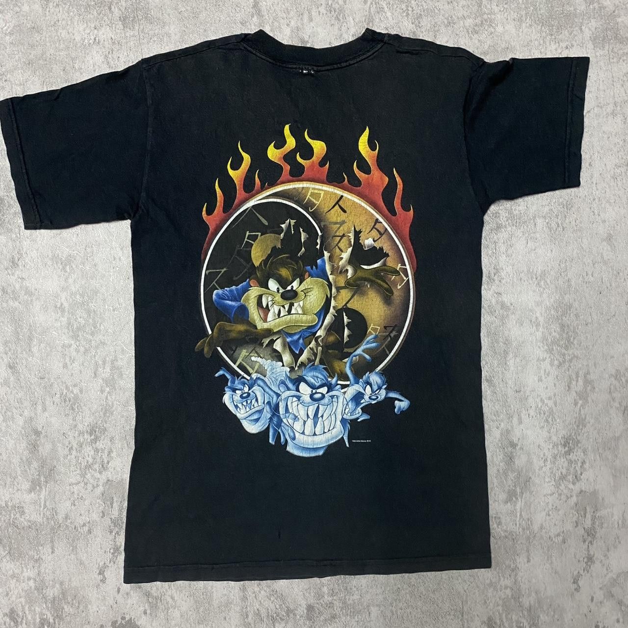 Other Black graphic tee with flame design #skater Size US M / EU 48-50 / 2 - 4 Thumbnail