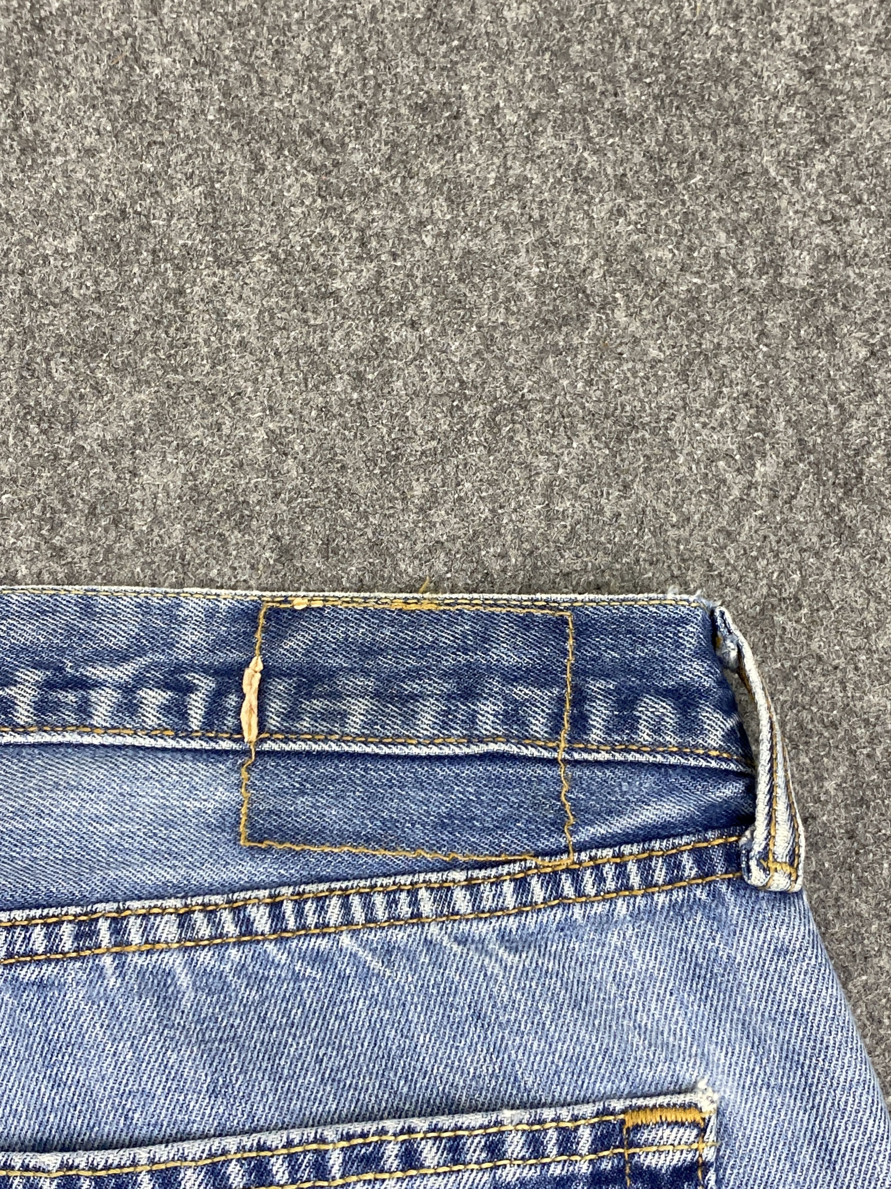 Levi's × Vintage Vintage Levis 501 Distressed Blue Denim Jeans DP2816 Size US 35 - 20 Thumbnail