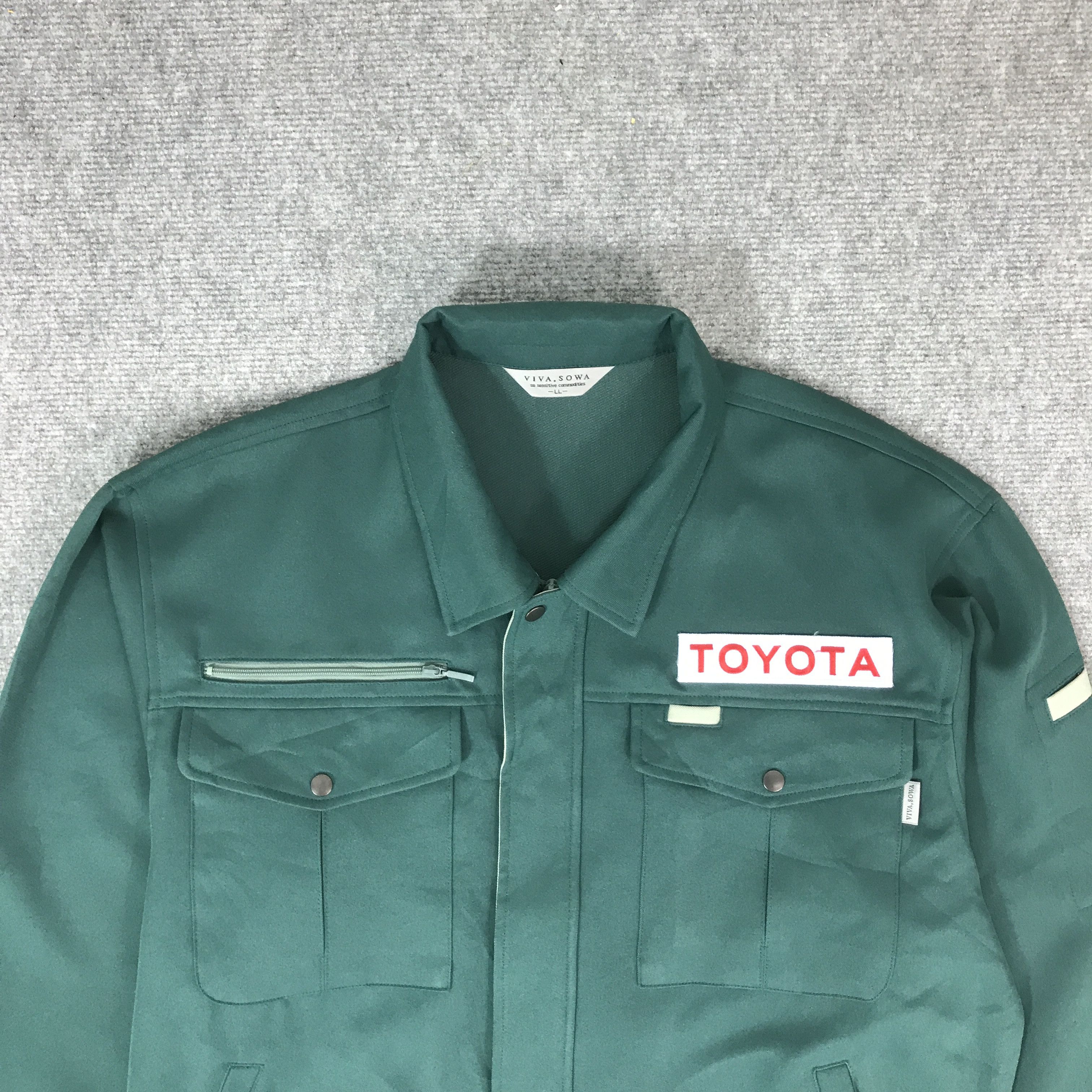 Gear for Sports TOYOTA RACING MOTOR SPORT TEAM CUSTOM JACKET Size US L / EU 52-54 / 3 - 3 Thumbnail