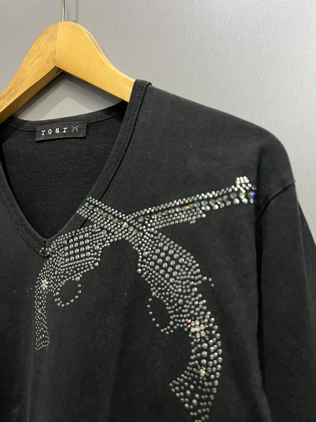 If Six Was Nine × Japanese Brand × Roar Roar Guns Studded Swarovski Pistol Gun Longsleeve Size US M / EU 48-50 / 2 - 3 Thumbnail