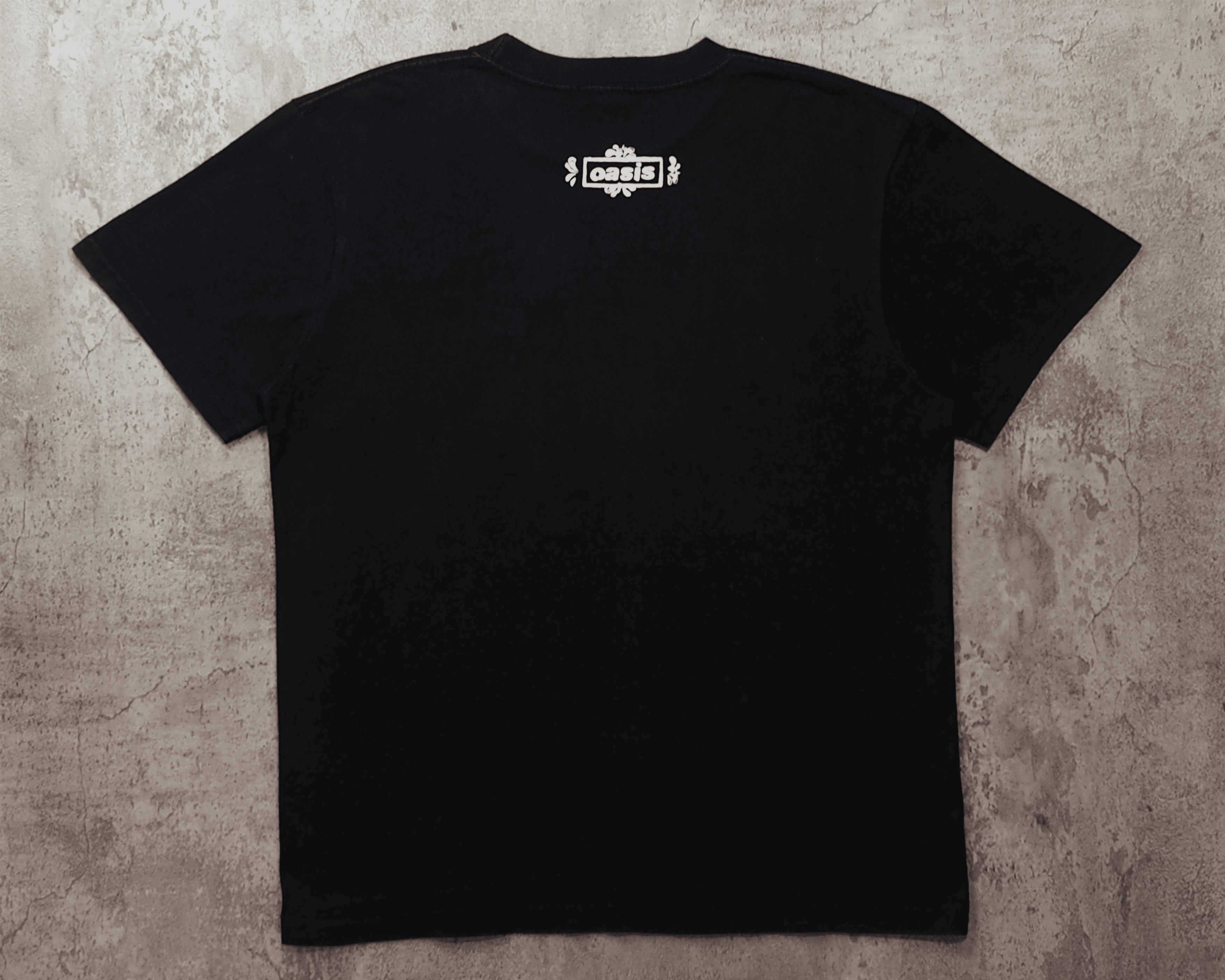 Vintage Vintage 2000s Oasis Dig Out Your Soul Shirt L Size US L / EU 52-54 / 3 - 5 Thumbnail