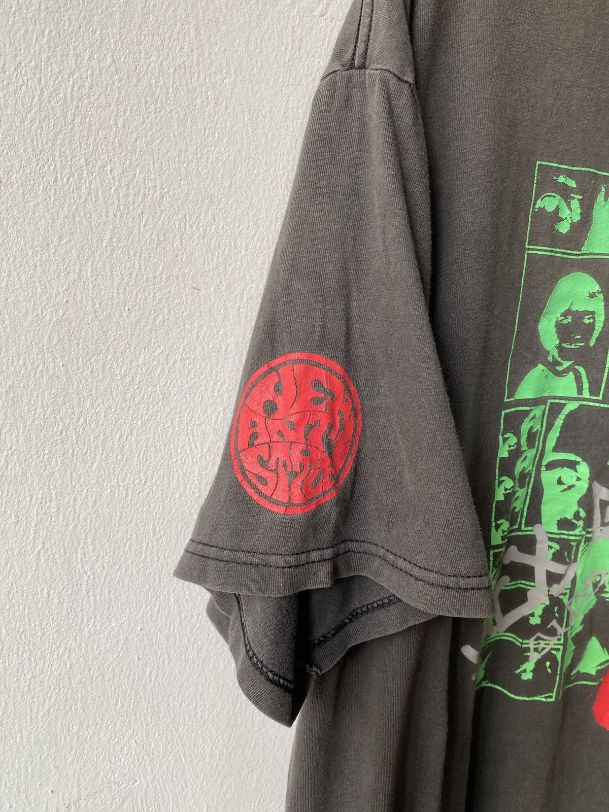 Japanese Brand × Santa Cruz Skateboards × Vintage Vintage 90’s Hex Antistyle Japan Brand Skateboard Shirt Size US L / EU 52-54 / 3 - 6 Thumbnail