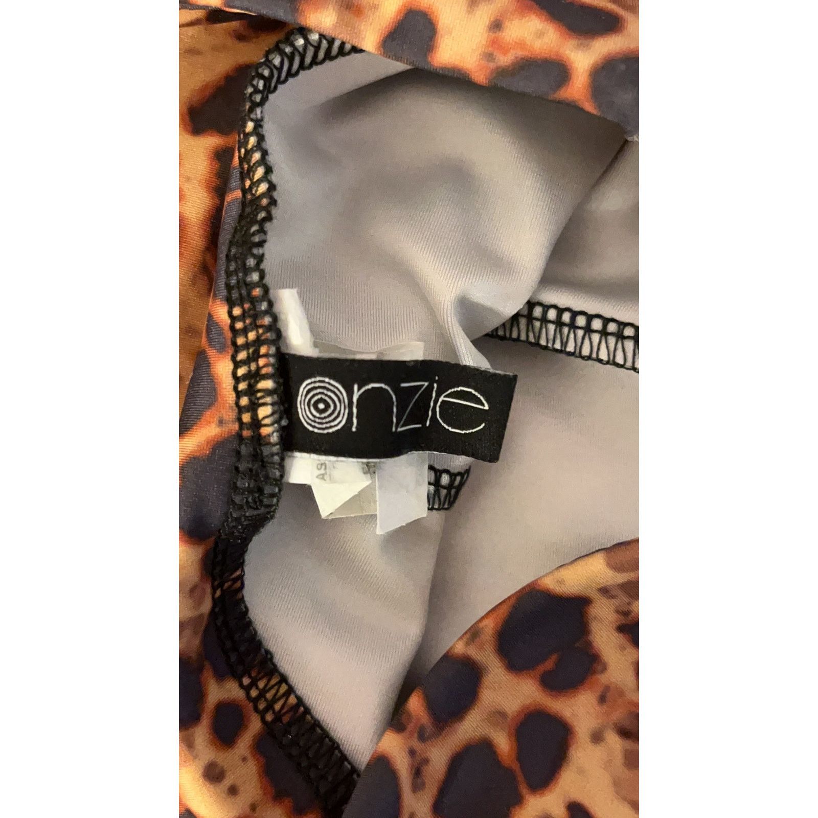 Other Onzie Tortoise Shell High-Rise Biker Shorts Size: XS Size 25" / US 0 / IT 36 - 3 Thumbnail