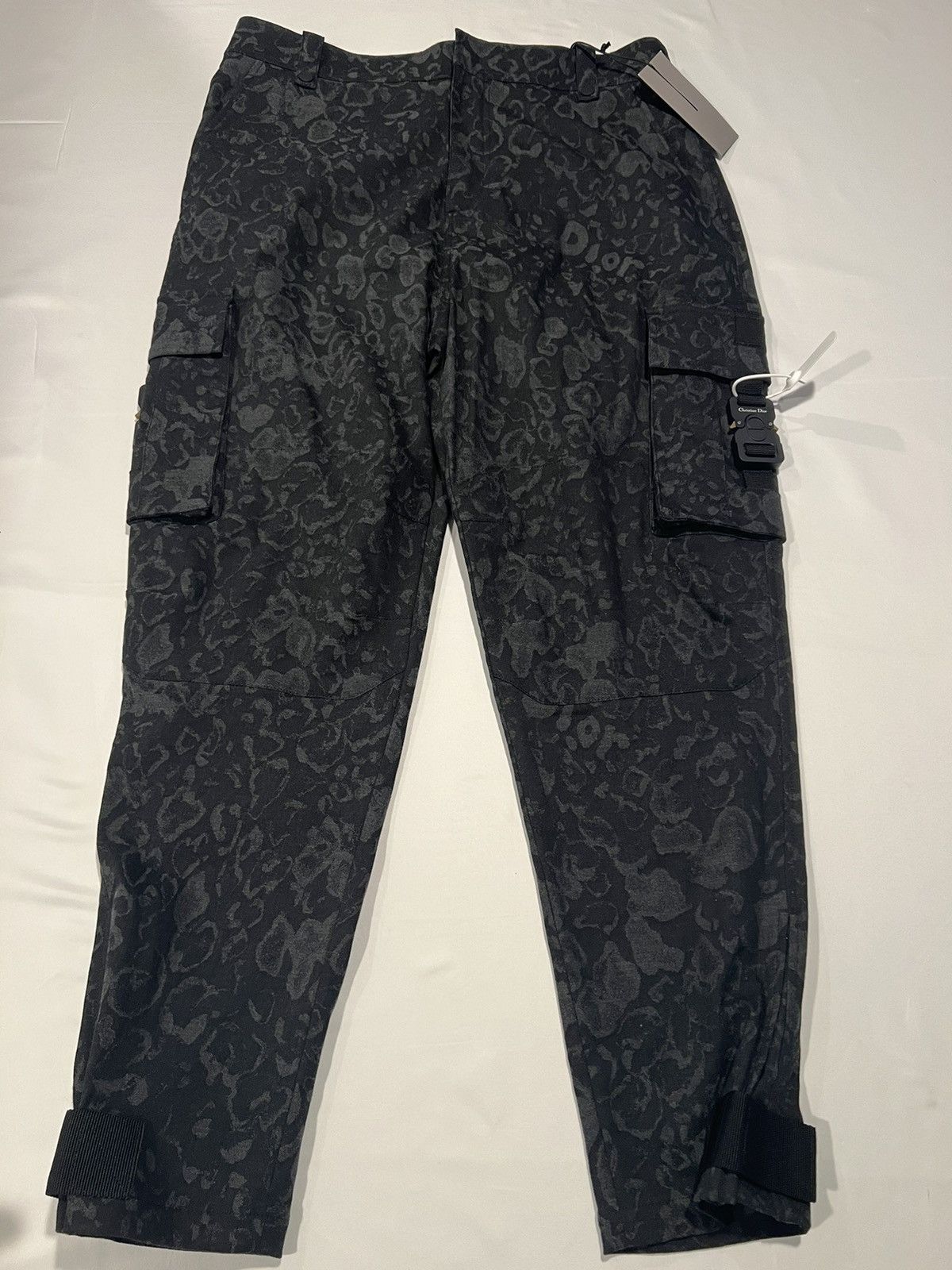 Dior Dior KAWS Kim Jones Alyx men’s tech pants. 52/36. $1850 Size US 36 / EU 52 - 2 Thumbnail