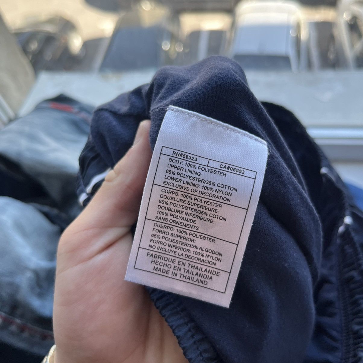 Nike VINTAGE NYLON NIKE TRACK PANTS Size US 34 / EU 50 - 8 Thumbnail
