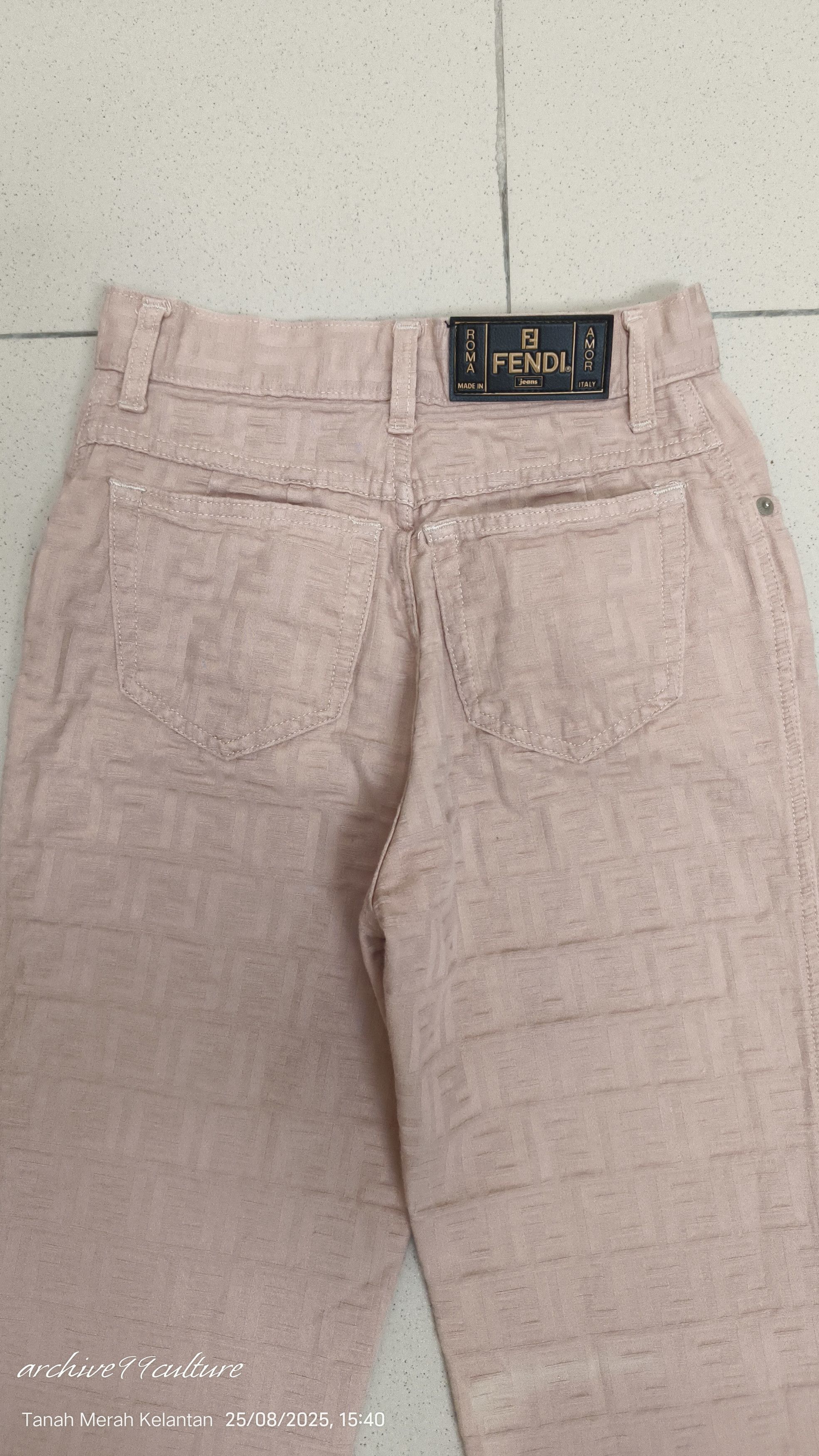 Fendi Vintage 90s Fendi Zucca Monogram baby pink / nude jeans Size 26" / US 2 / IT 38 - 8 Thumbnail