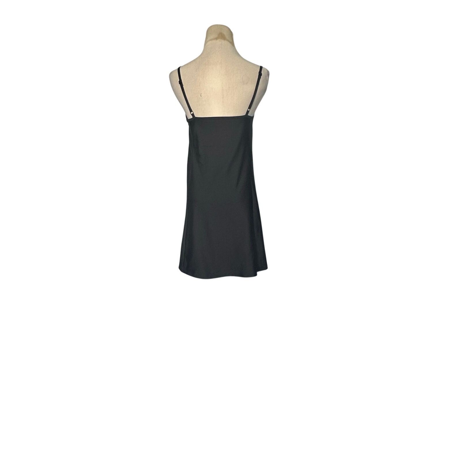 Old Navy Old Navy black built in shorts tennis dress size L Size L / US 10 / IT 46 - 11 Thumbnail
