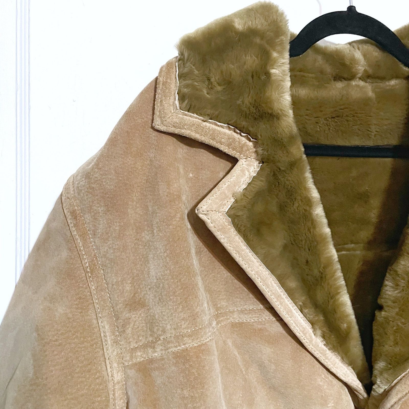 Bill Blass Bill Blass VINTAGE Tan Leather Jacket Med Faux Fur Lining Size US M / EU 48-50 / 2 - 3 Thumbnail