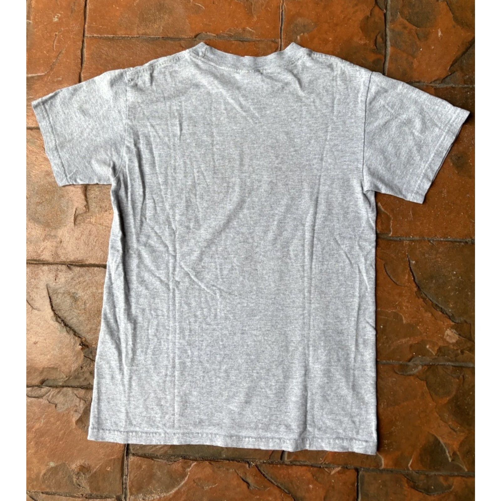 Vintage VINTAGE Y2K iPod Man and Dog 2005 T Shirt Small Gray Cotton Crew Neck Men Graphic Print Jersey Short Sleeve Tennessee River Size US S / EU 44-46 / 1 - 3 Thumbnail