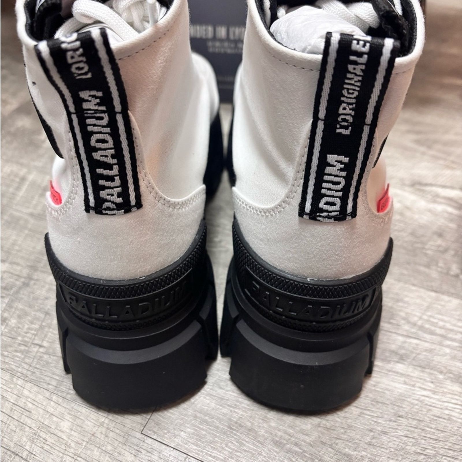 Palladium Palladium Women's Revolt High-Top Sneakers Size 9 Size US 9 / IT 39 - 4 Thumbnail
