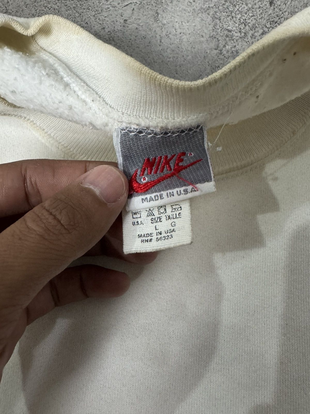 Nike VINTAGE 90’S NIKE AIR SWEATSHIRTS Size US L / EU 52-54 / 3 - 6 Thumbnail