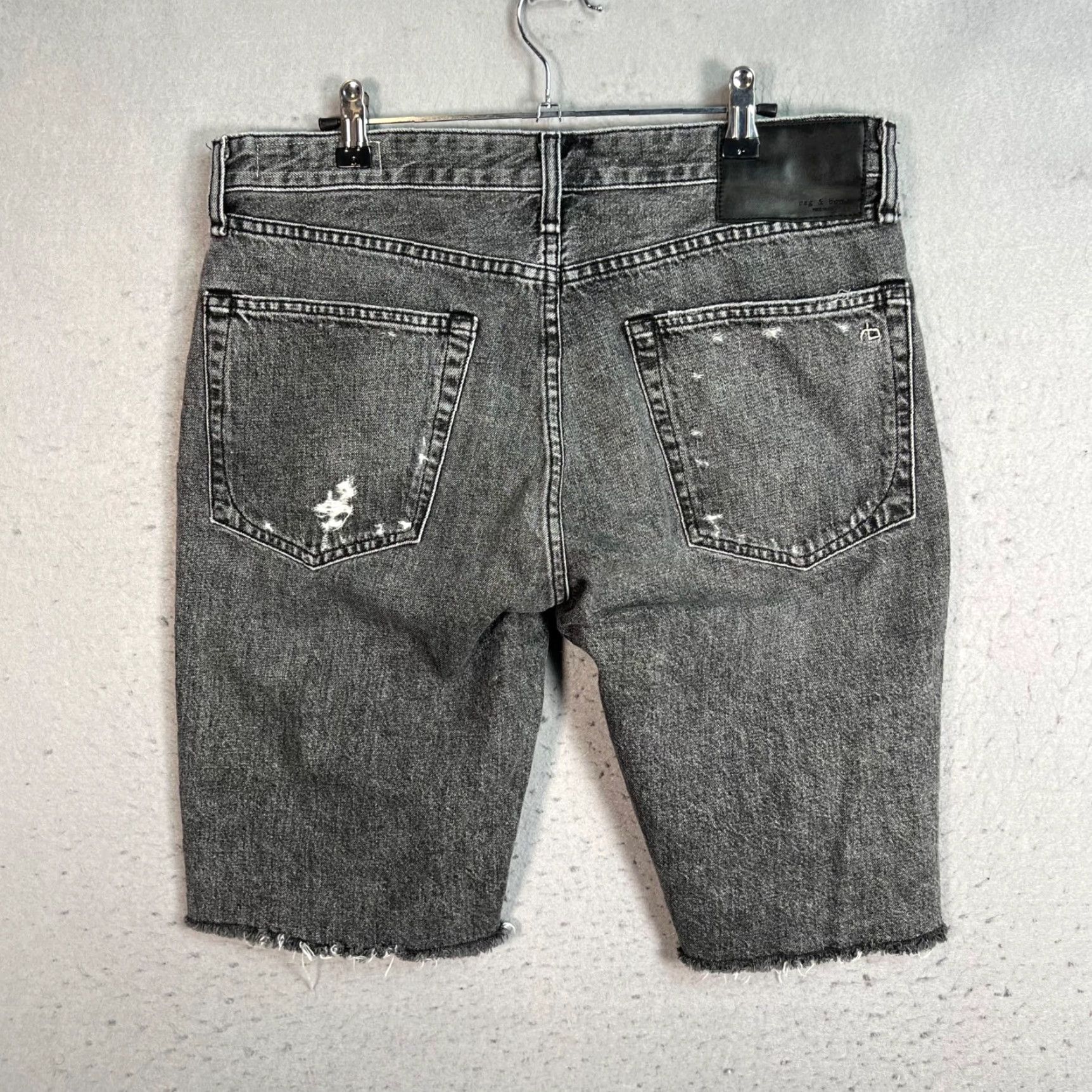 Rag & Bone Rag & Bone Shorts Womens Size 30 Black Denim Mid-Rise Walking Cutoff Hem Size 30" / US 8 / IT 44 - 2 Thumbnail
