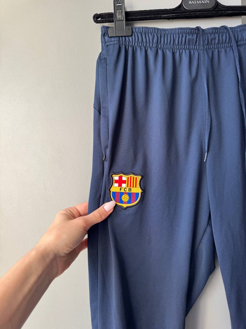 Nike Nike Barcelona Tracksuit Jacket + Track Pants Vintage Drill Size US S / EU 44-46 / 1 - 10 Thumbnail