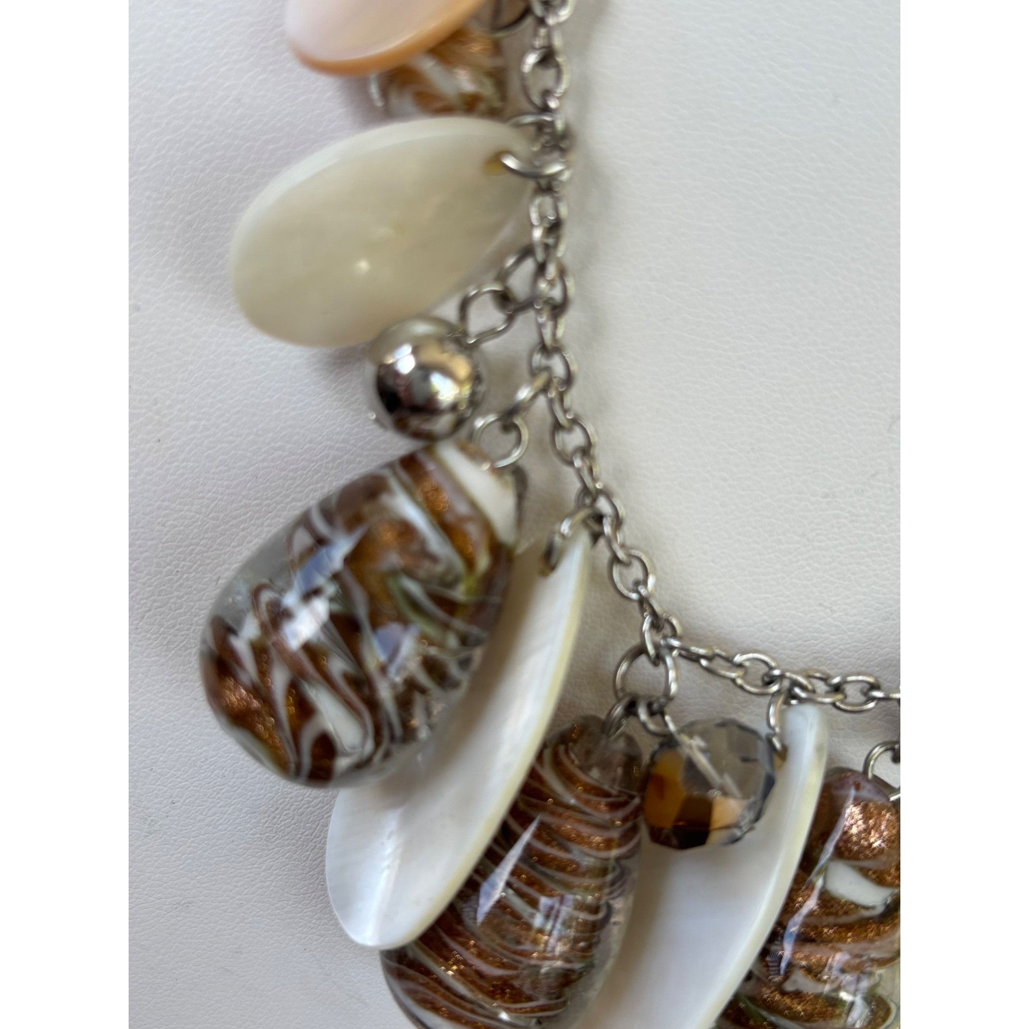 Other Chunky Silver Chain Necklace With Brown & White Beaded Charm Size ONE SIZE - 3 Thumbnail