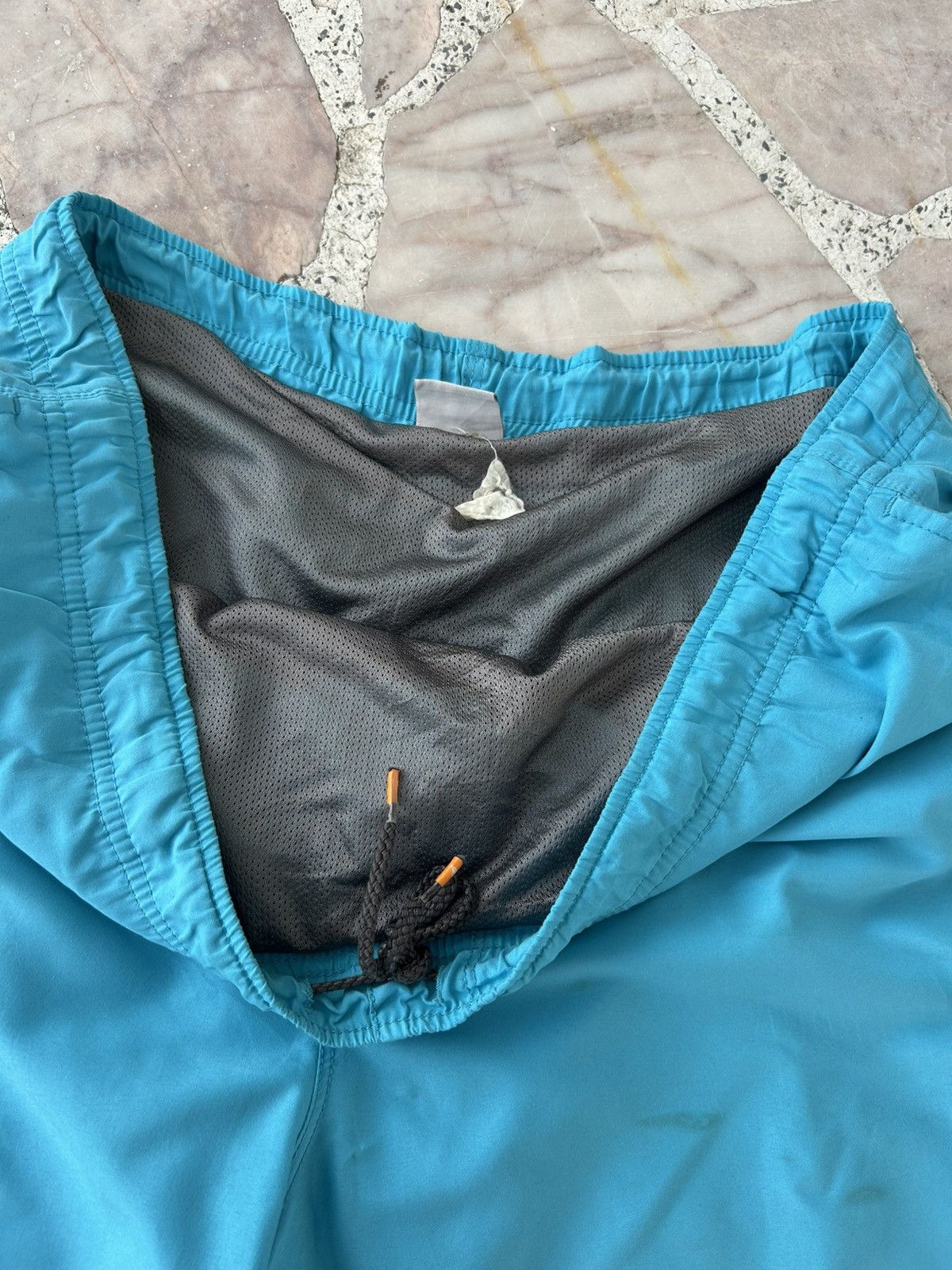 Quiksilver Quiksilver Casual Blue Short Size US 40 / EU 56 - 4 Thumbnail