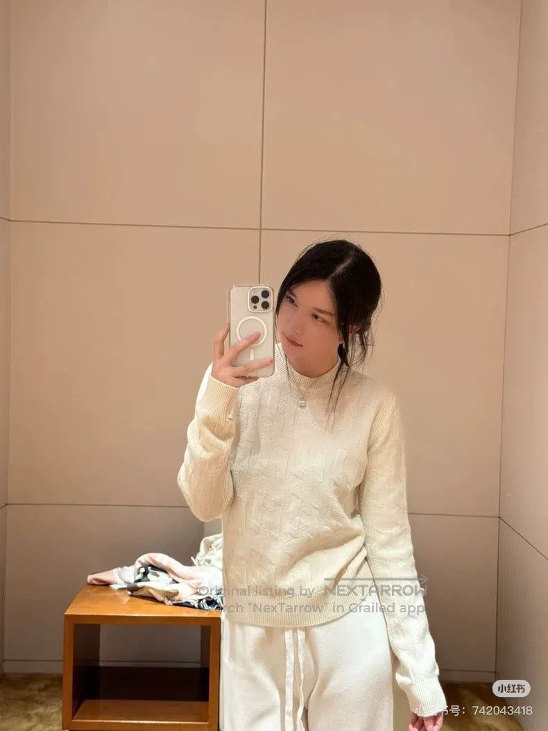 Hermes Hermes White H logo full-print long-sleeve sweater Size XS / US 0-2 / IT 36-38 - 8 Thumbnail