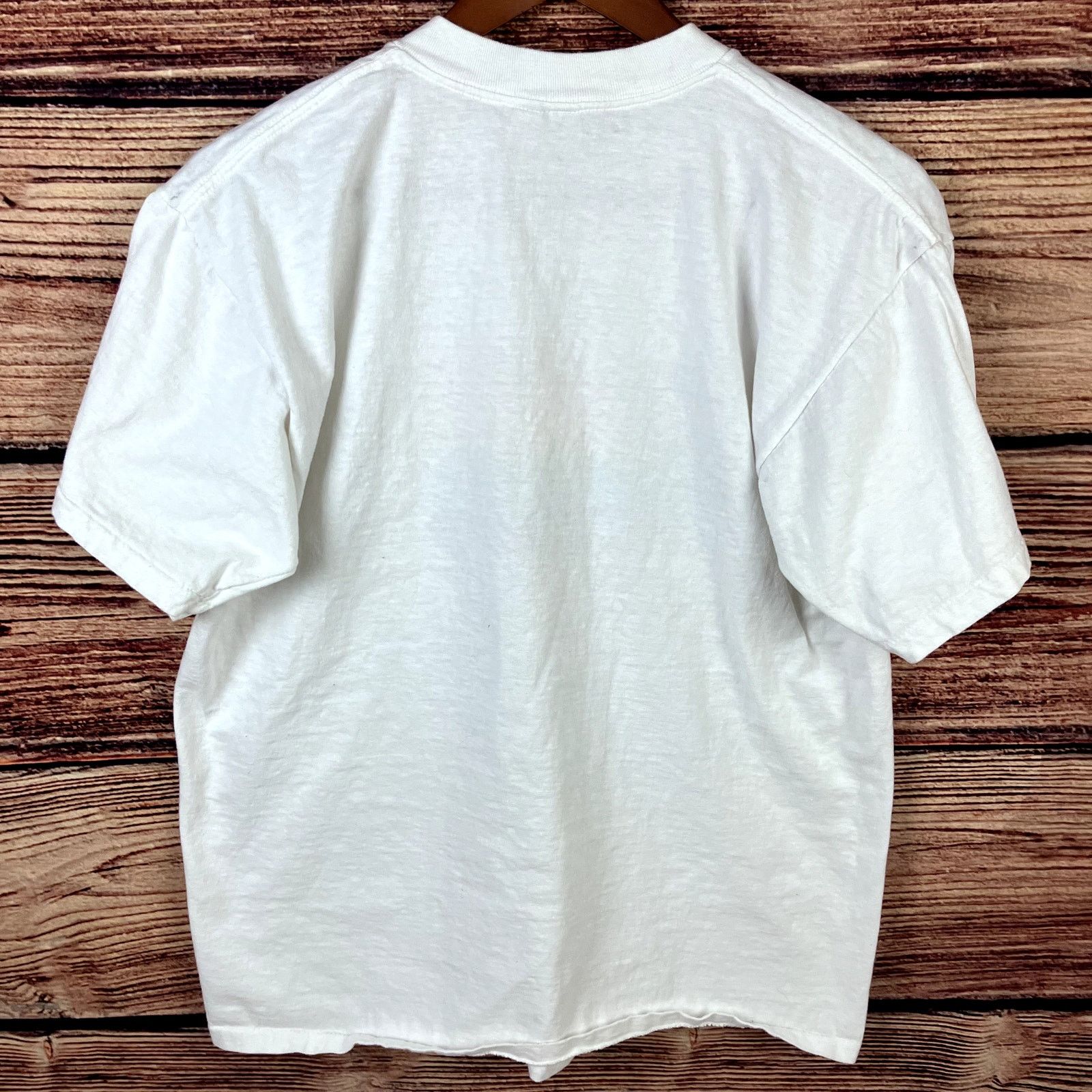 Vintage Vintage 1990s Remembering Rainbows Pride Flag T-shirt Size US M / EU 48-50 / 2 - 7 Thumbnail