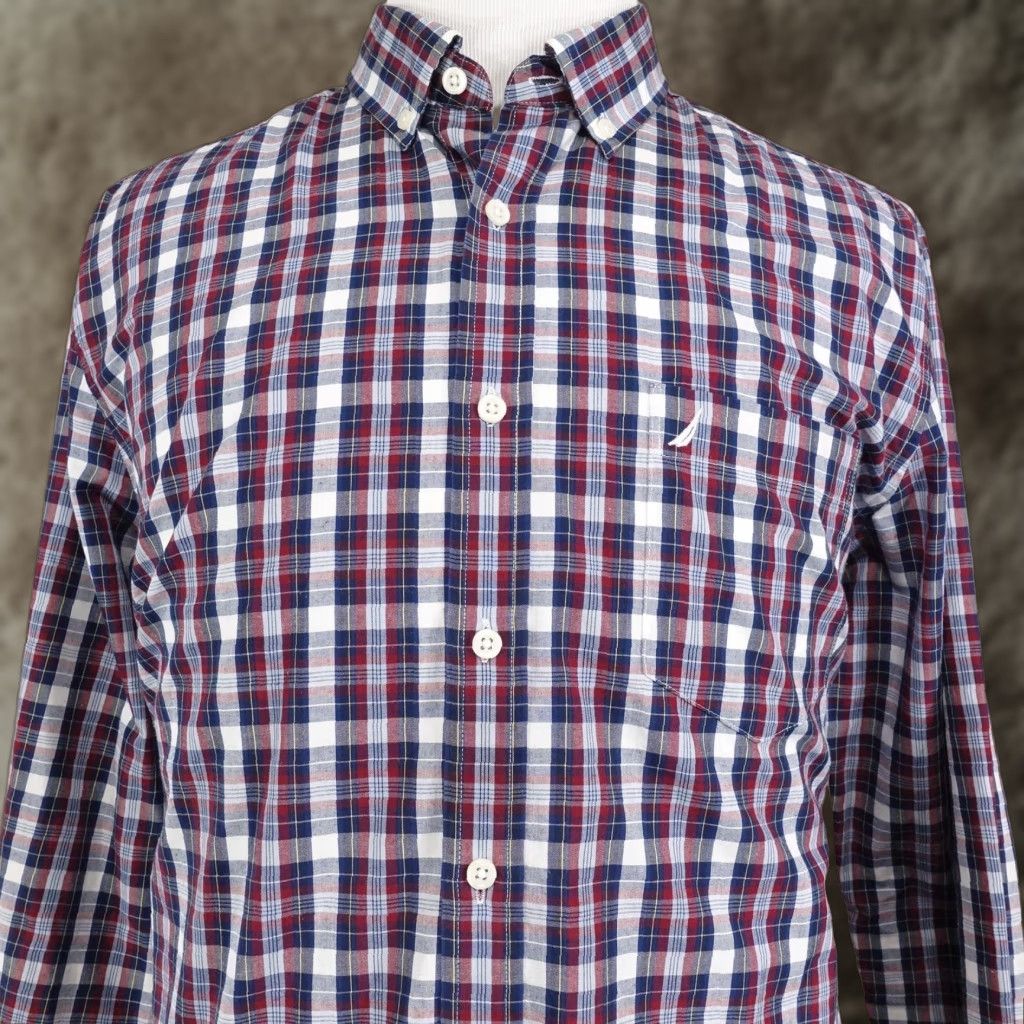 Nautica Nautica Shirt Mens XL Red Blue Plaid Classic Fit Button-Down Long Sleeve Casual Size US XL / EU 56 / 4 - 1 Thumbnail